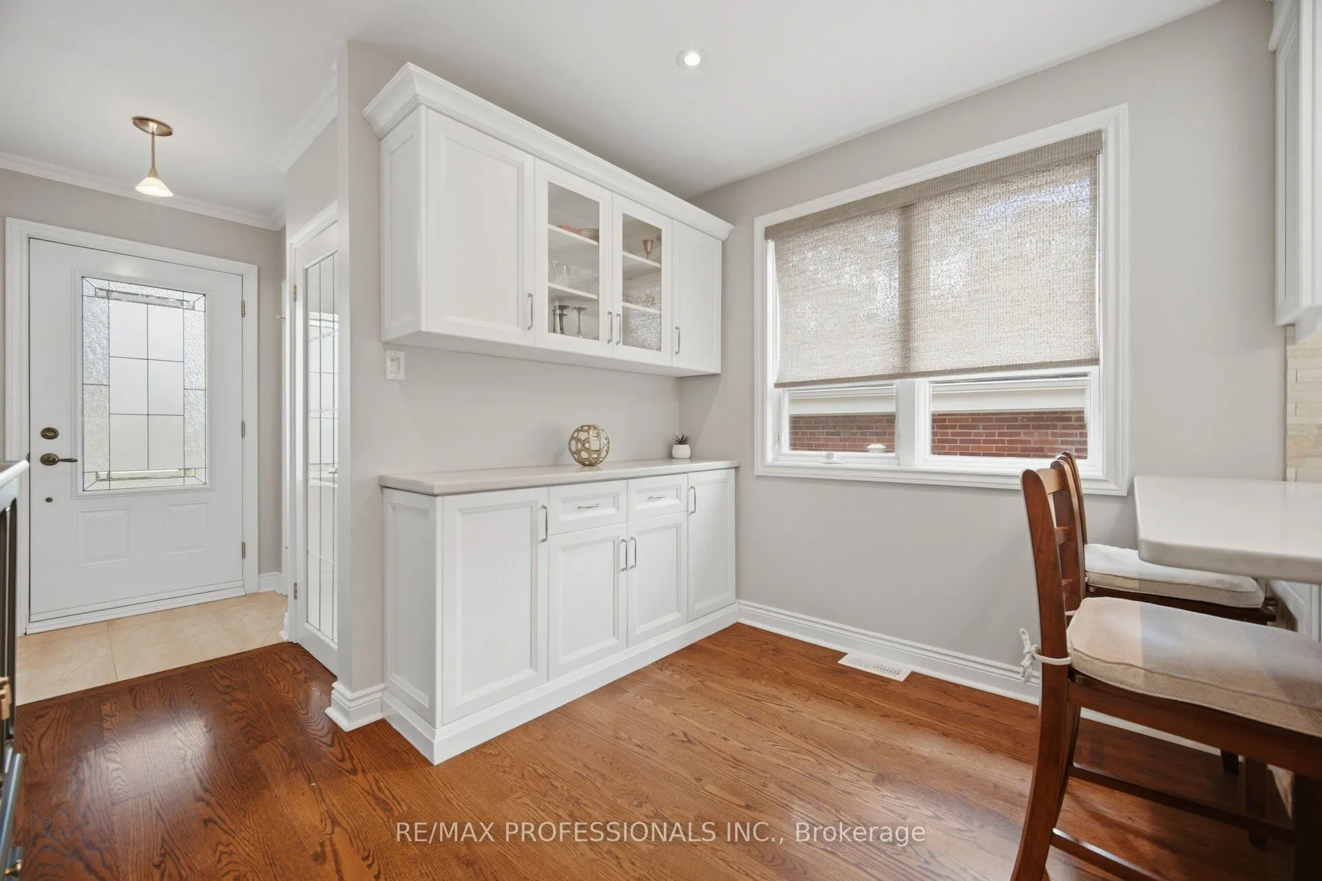8 Beaverbrook Avenue