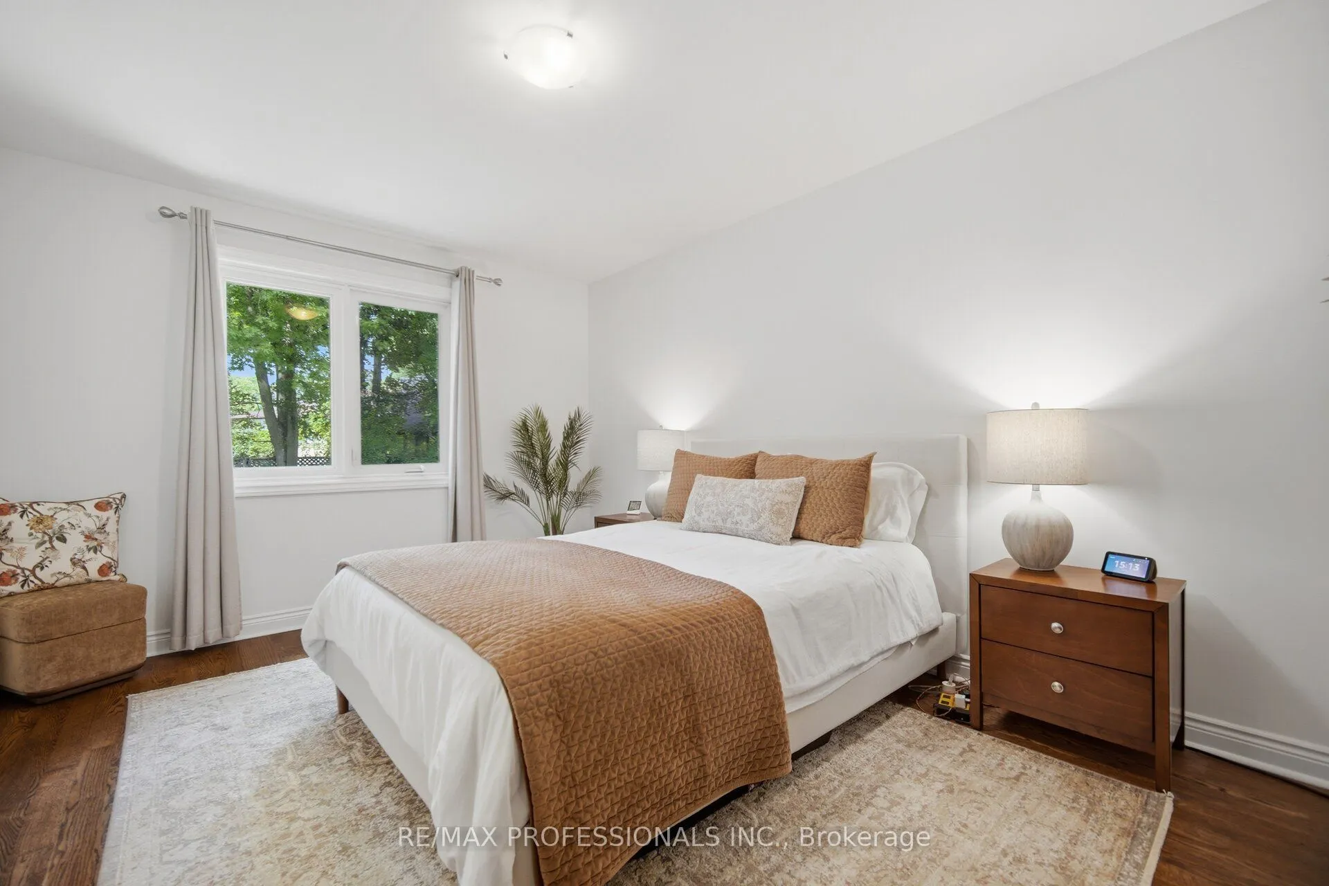 8 Beaverbrook Avenue