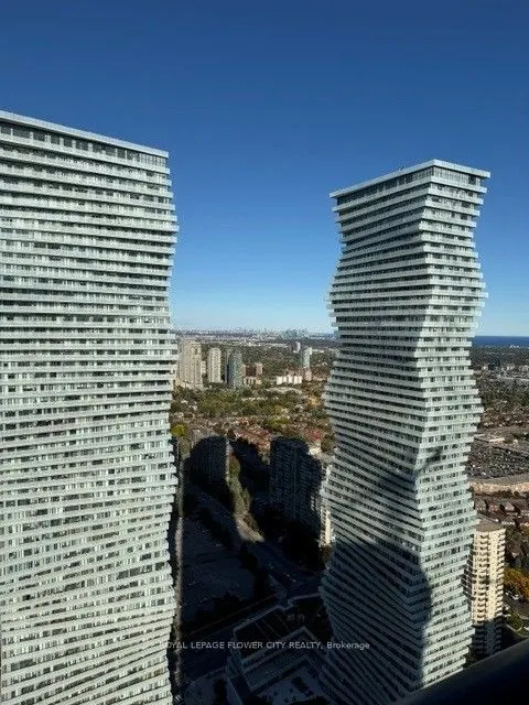 448 Burnhamthorpe Road W #4805