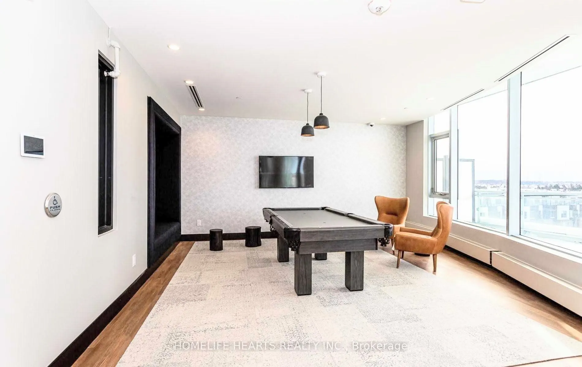 2520 Eglinton Avenue W #1412