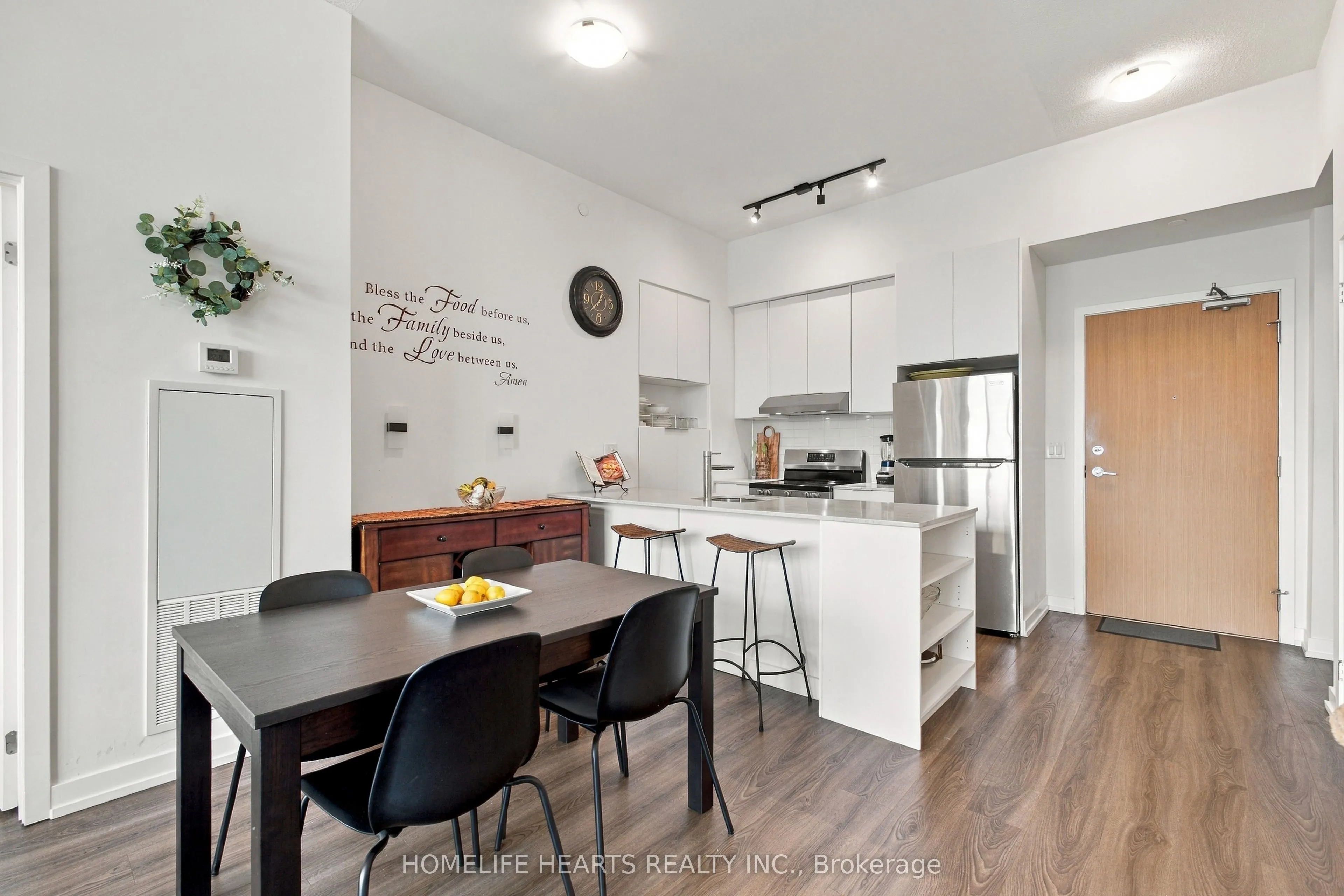 2520 Eglinton Avenue W #1412