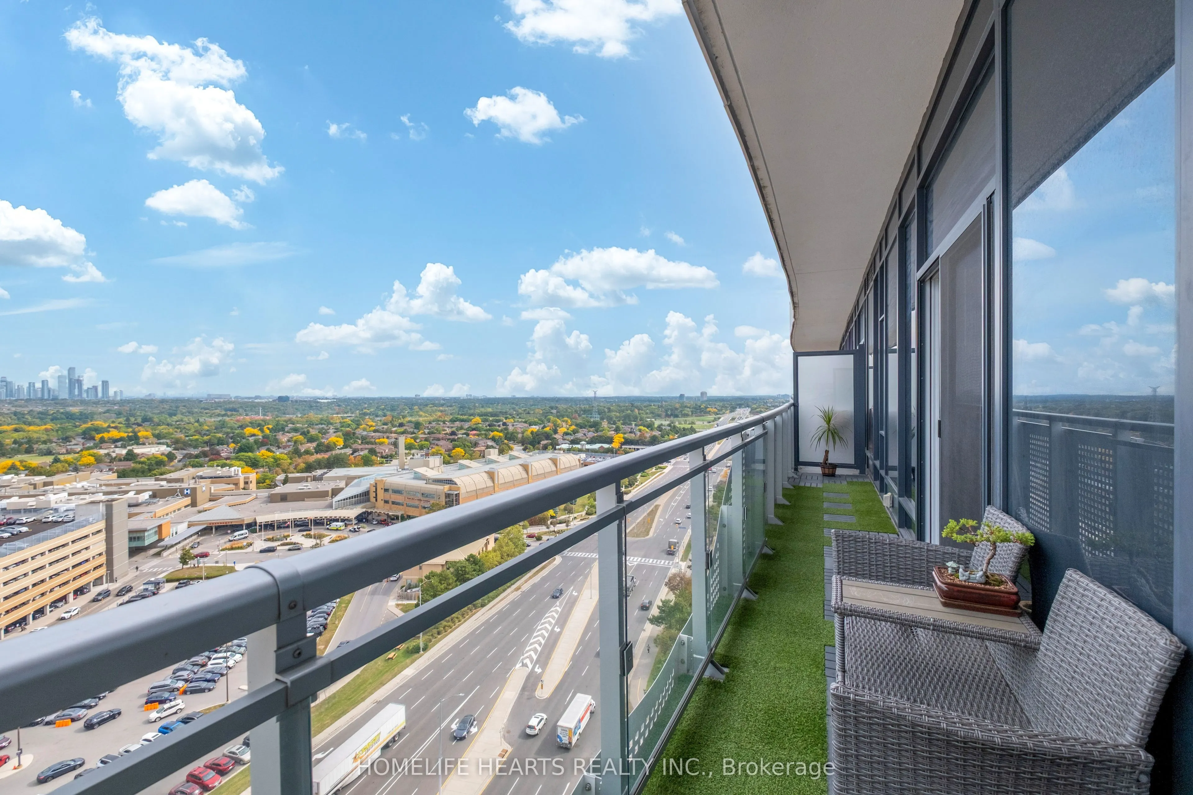 2520 Eglinton Avenue W #1412