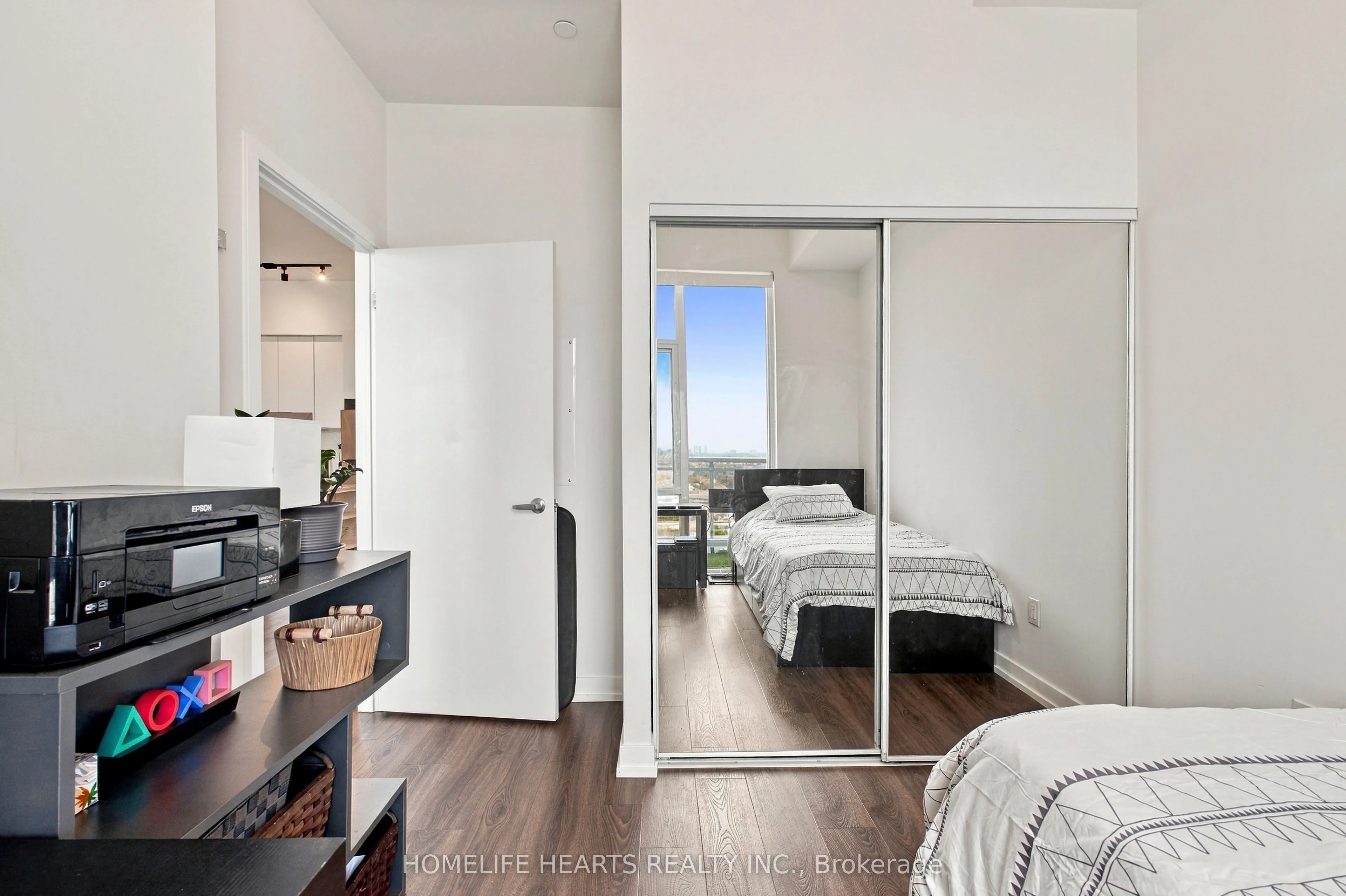 2520 Eglinton Avenue W #1412