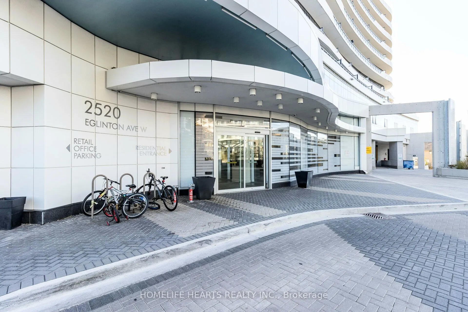 2520 Eglinton Avenue W #1412