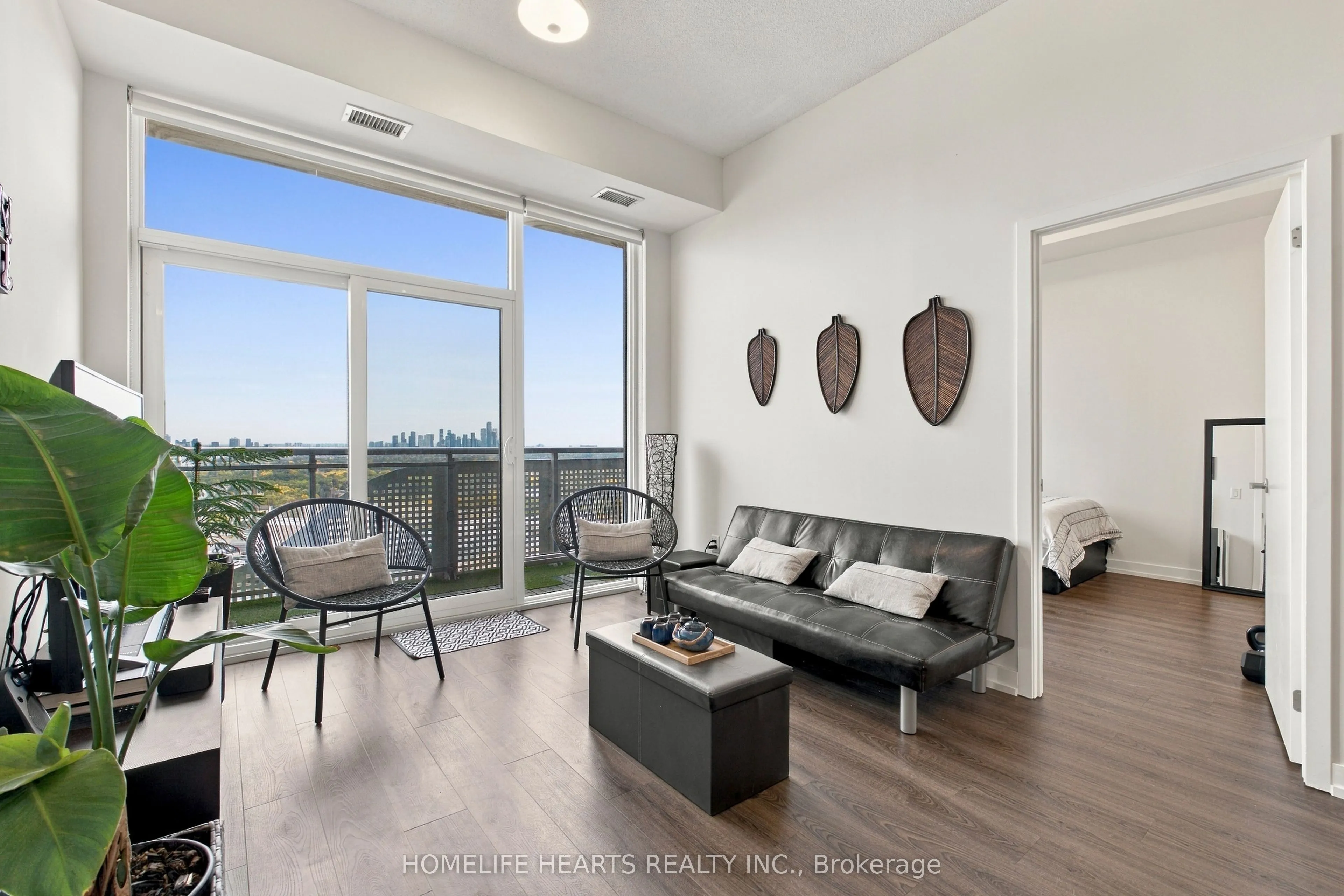 2520 Eglinton Avenue W #1412