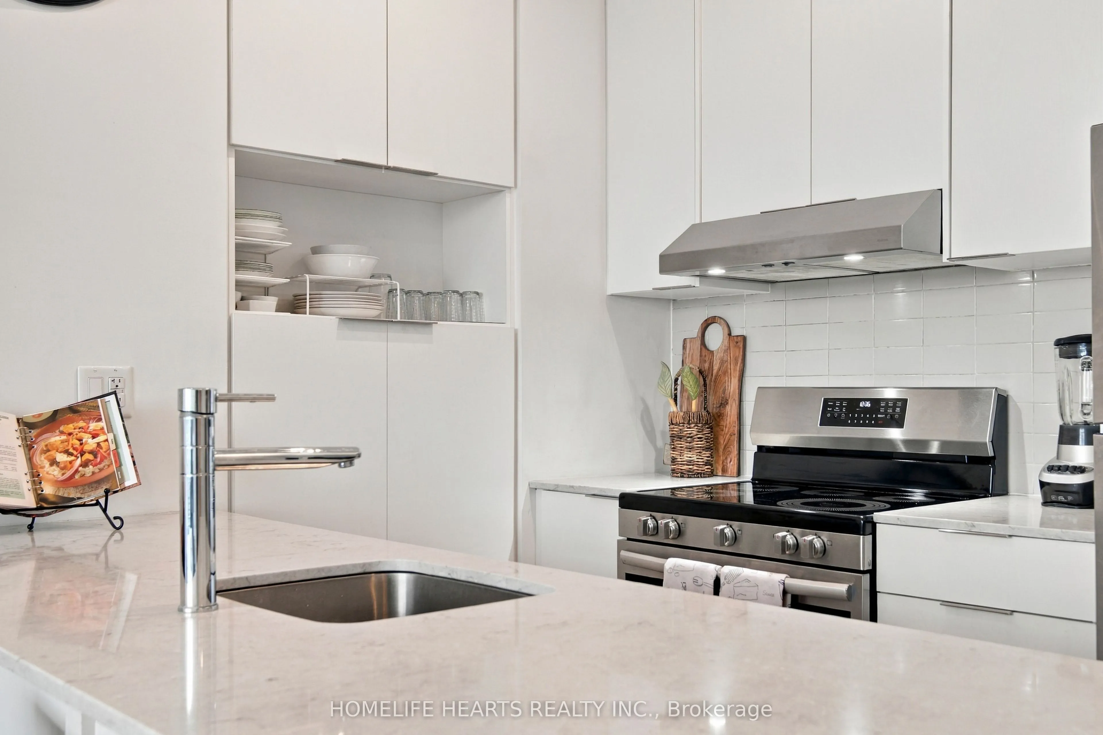 2520 Eglinton Avenue W #1412