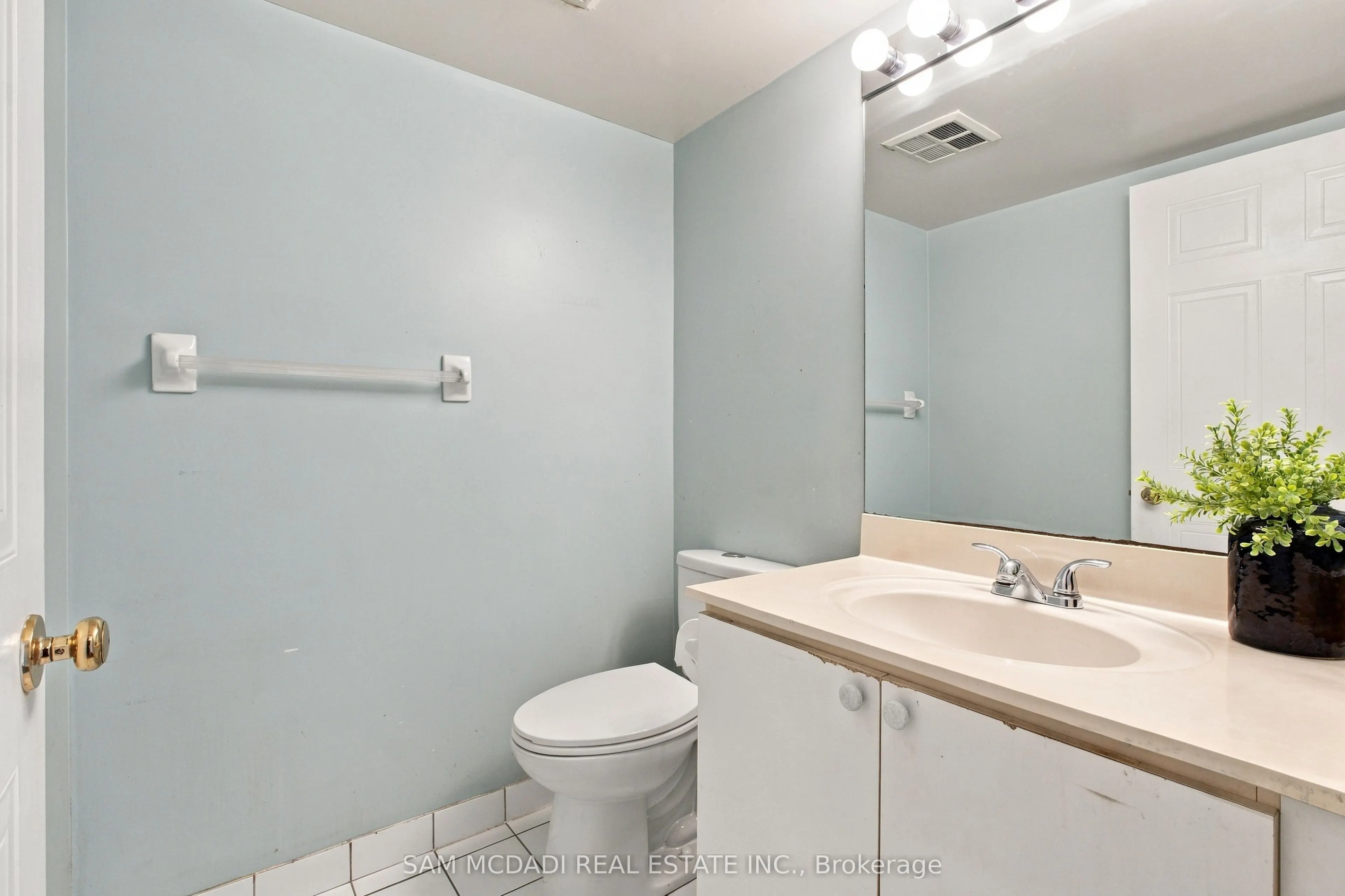 135 Hillcrest Avenue #510