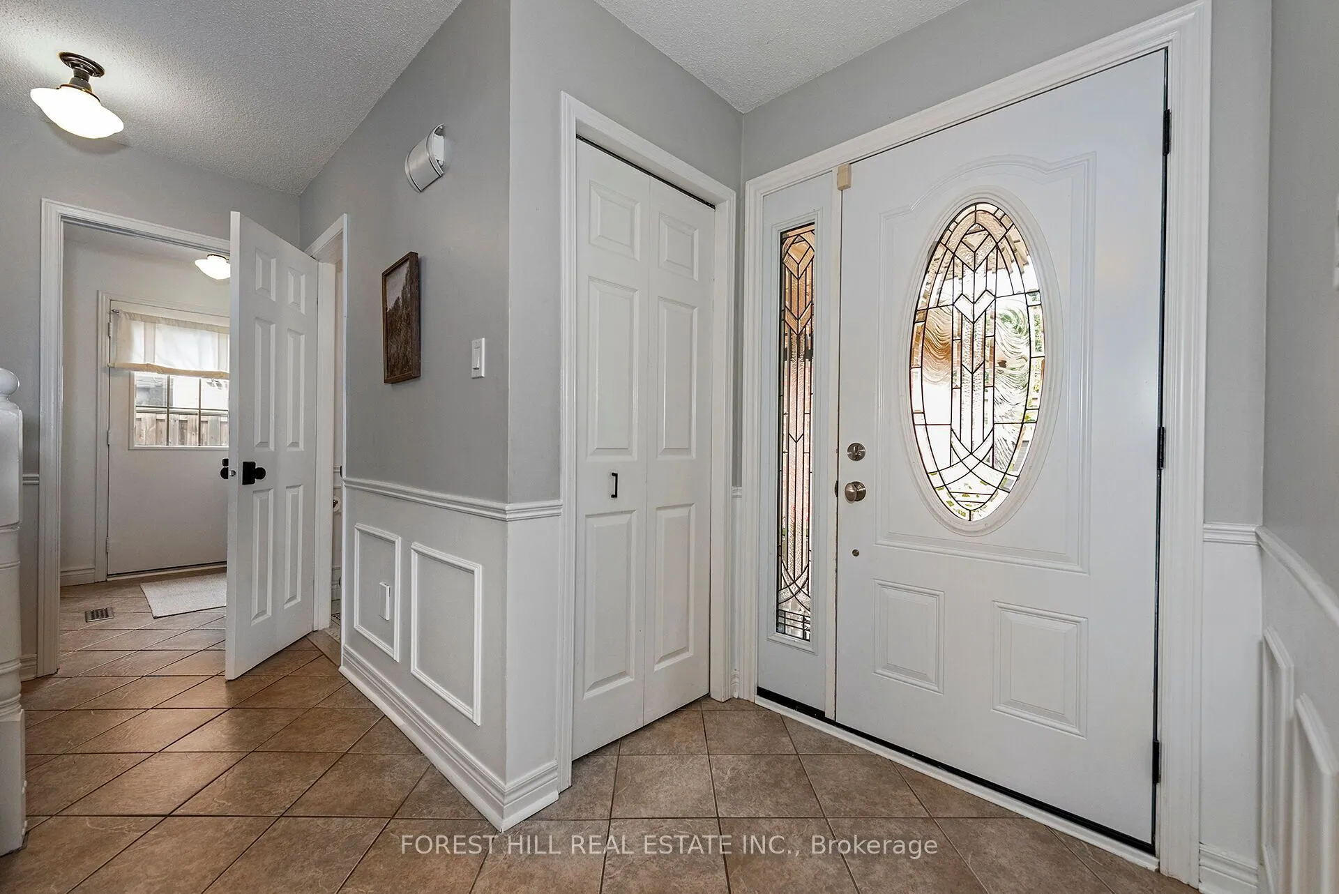 256 Randall Crescent