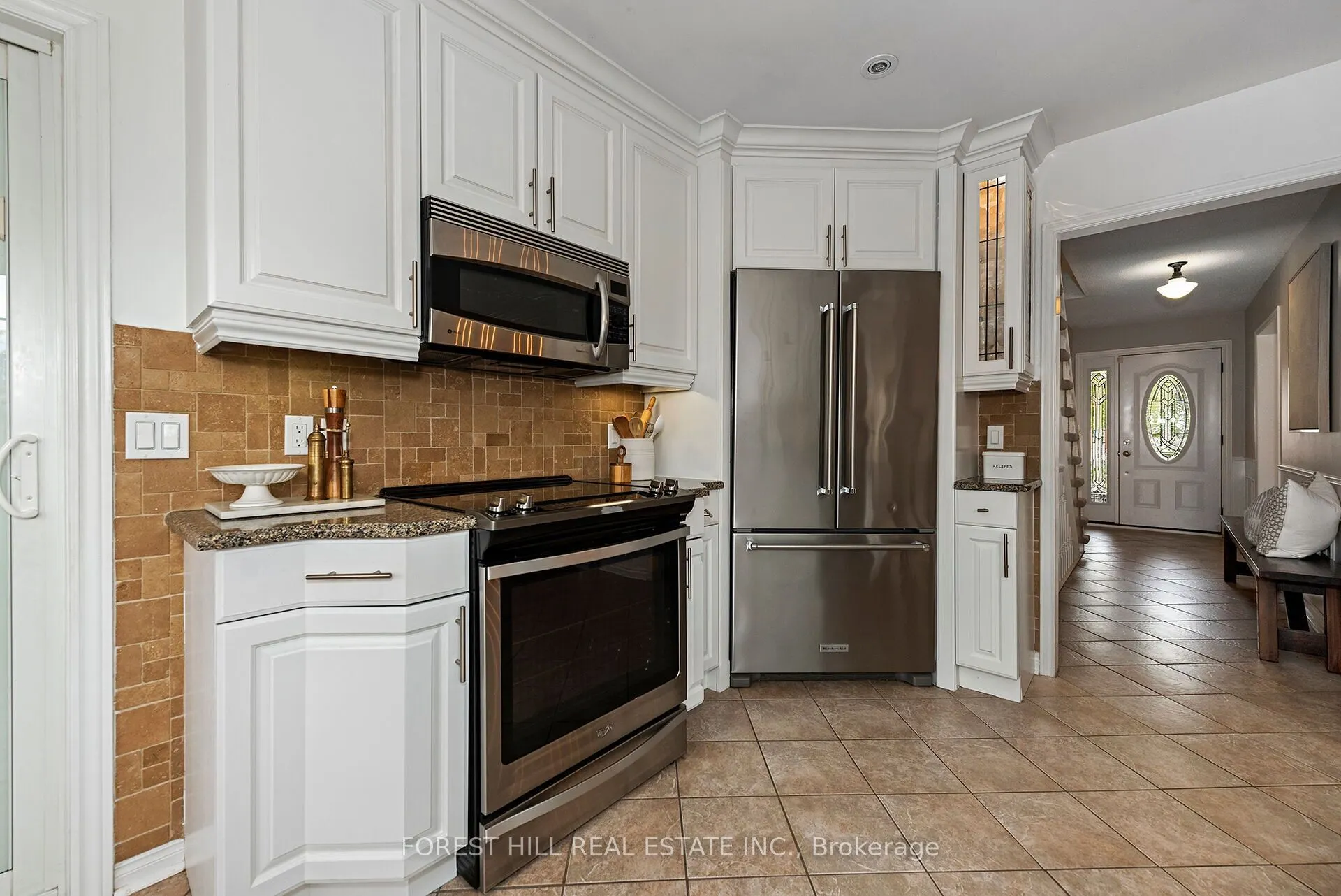 256 Randall Crescent