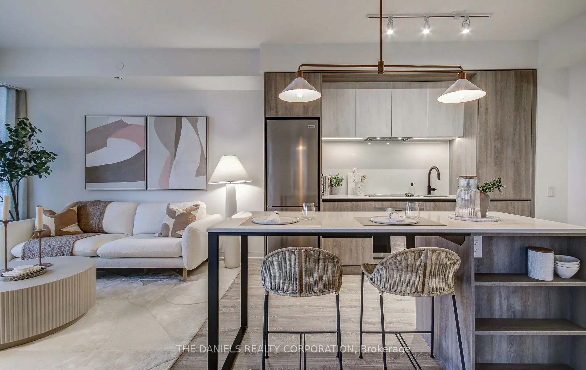 2495 Eglinton Avenue W #2406