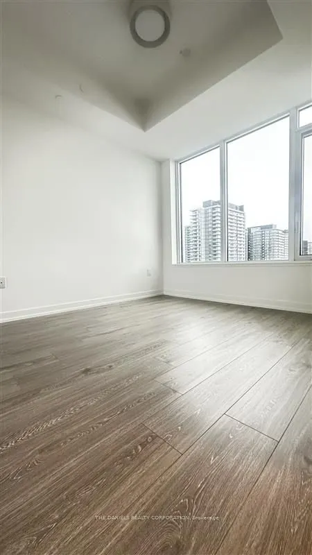 2485 Eglinton Avenue W #319