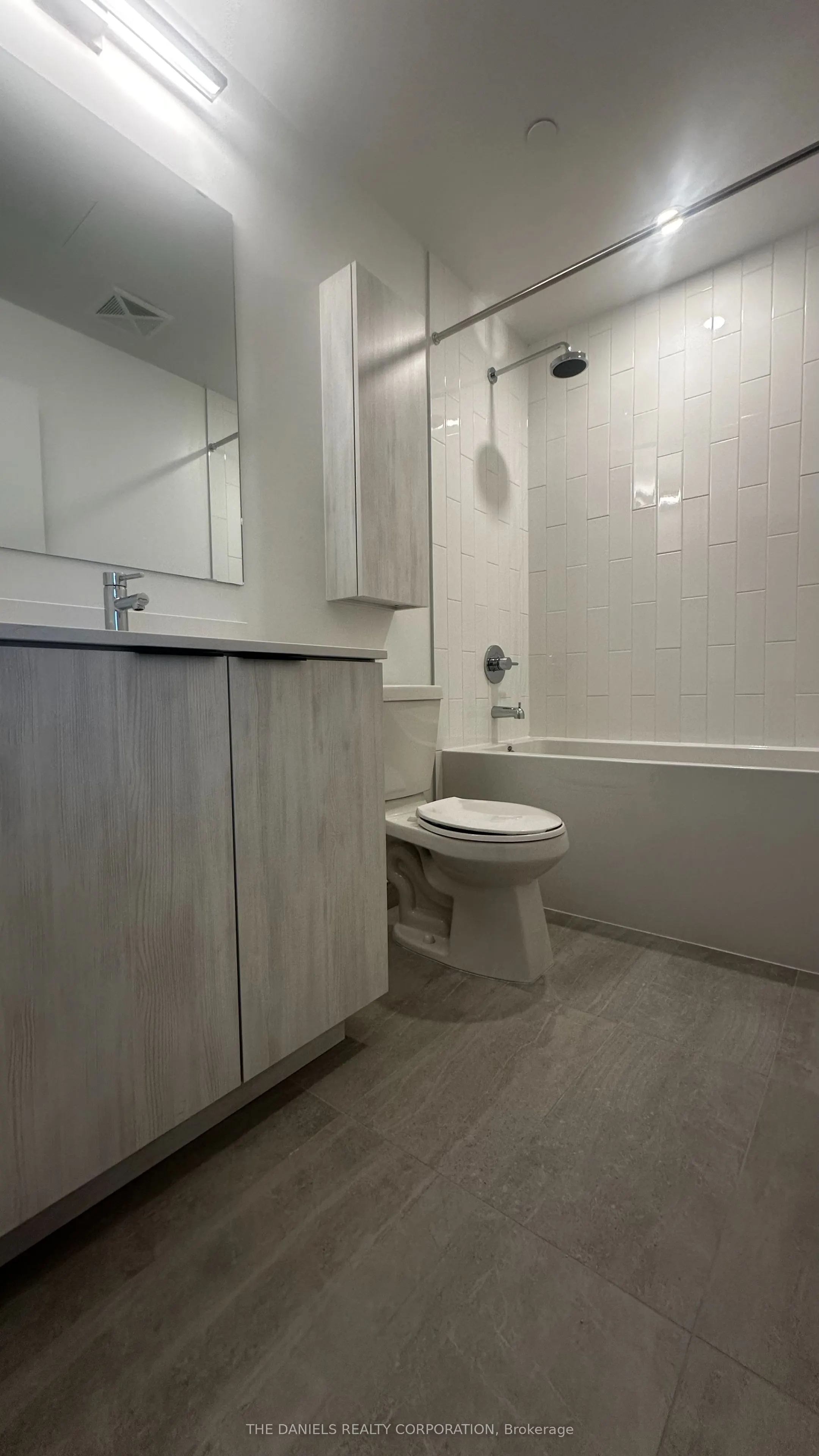 2485 Eglinton Avenue W #319