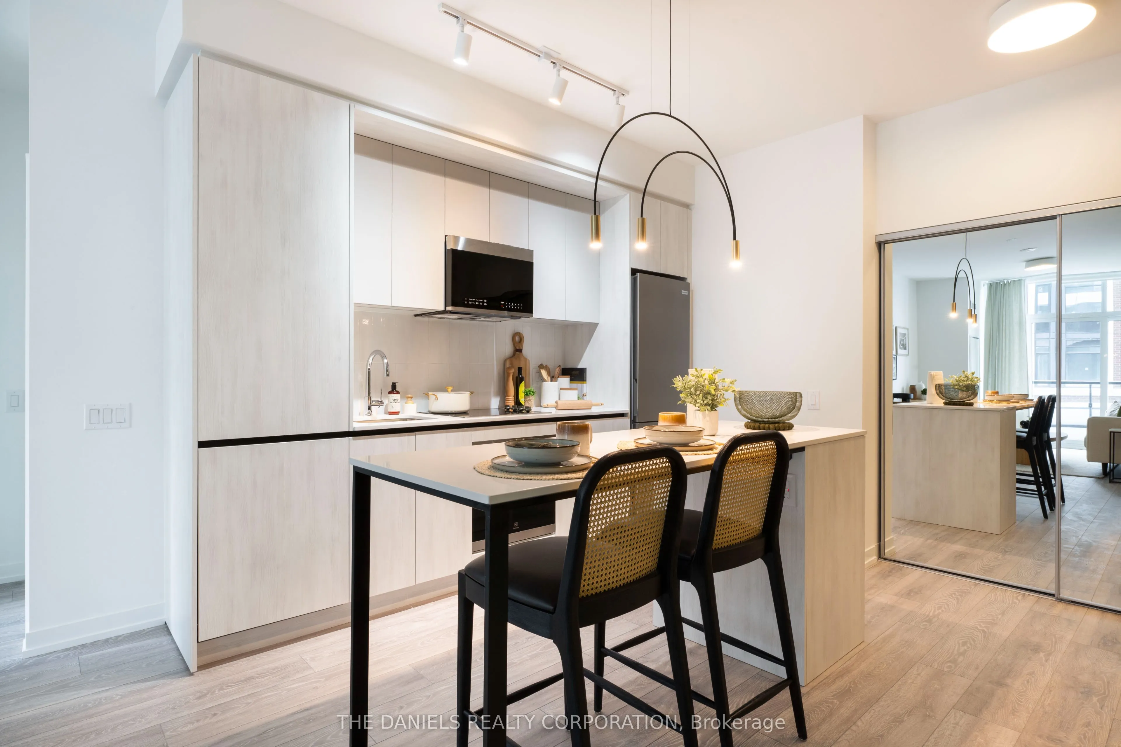 2485 Eglinton Avenue W #1308