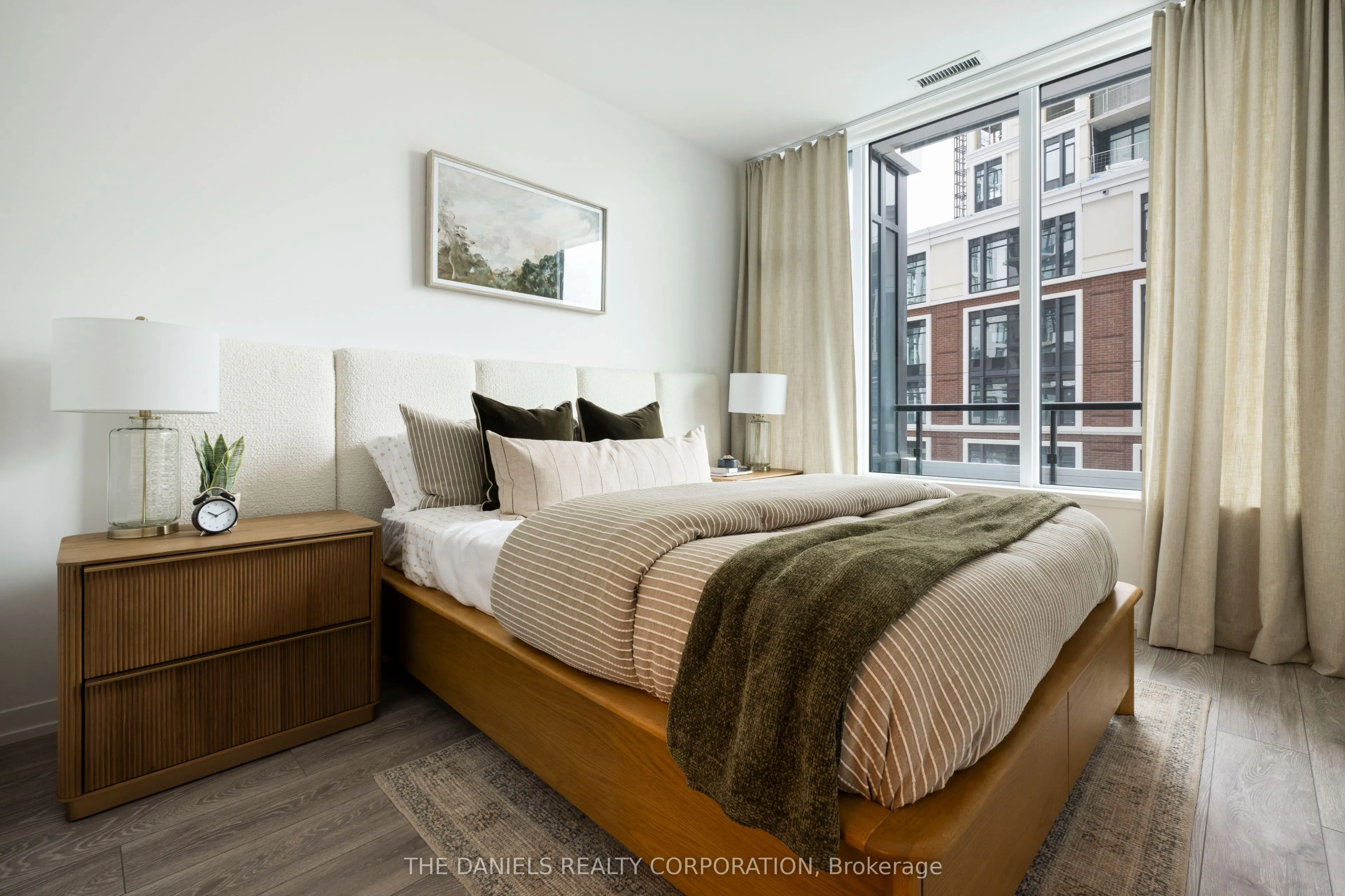 2485 Eglinton Avenue W #1308