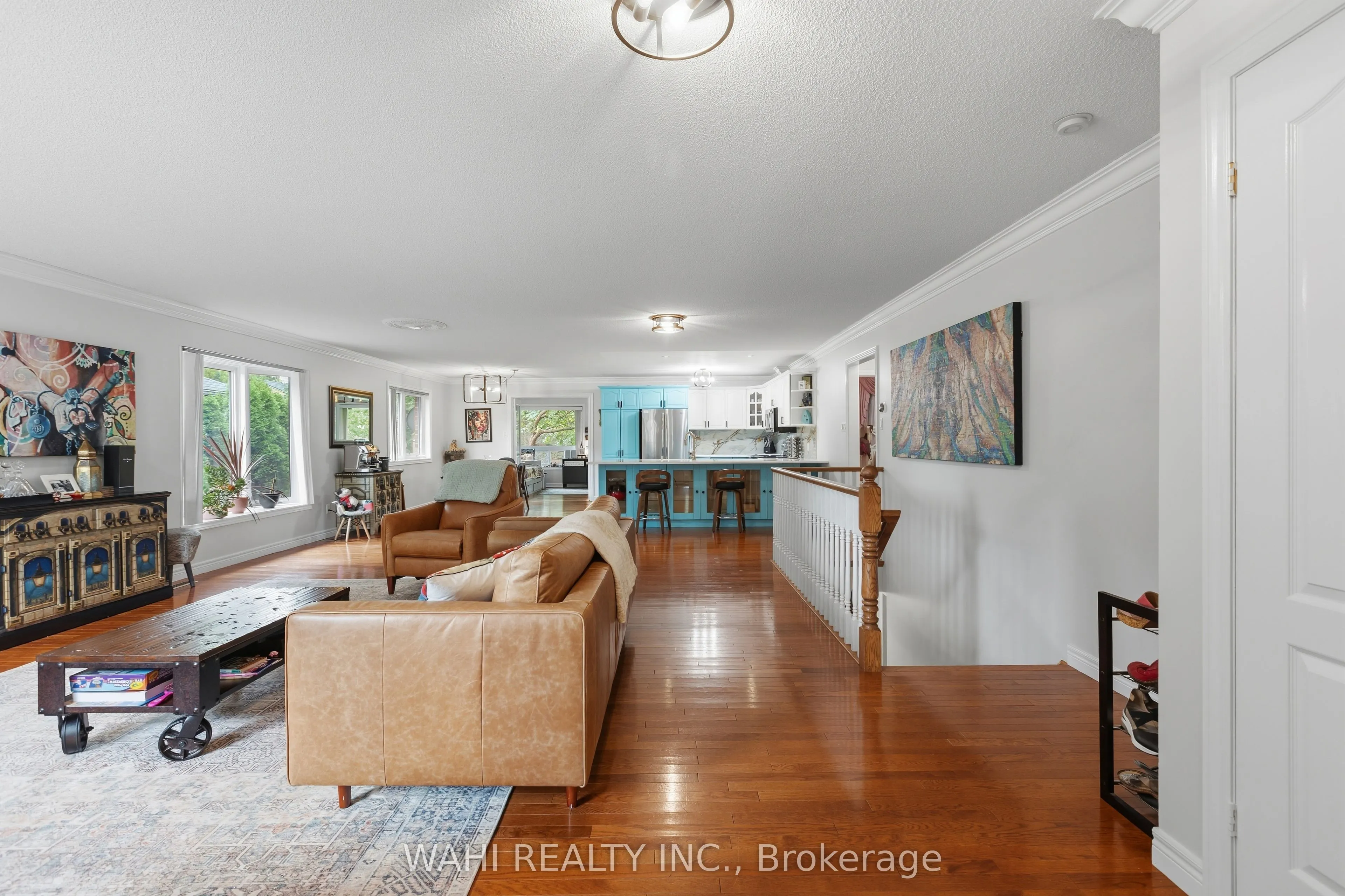 982 Glen View Avenue