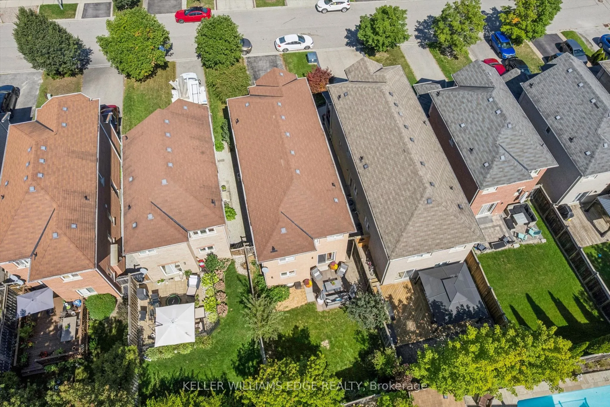 97 Meadowlark Drive N