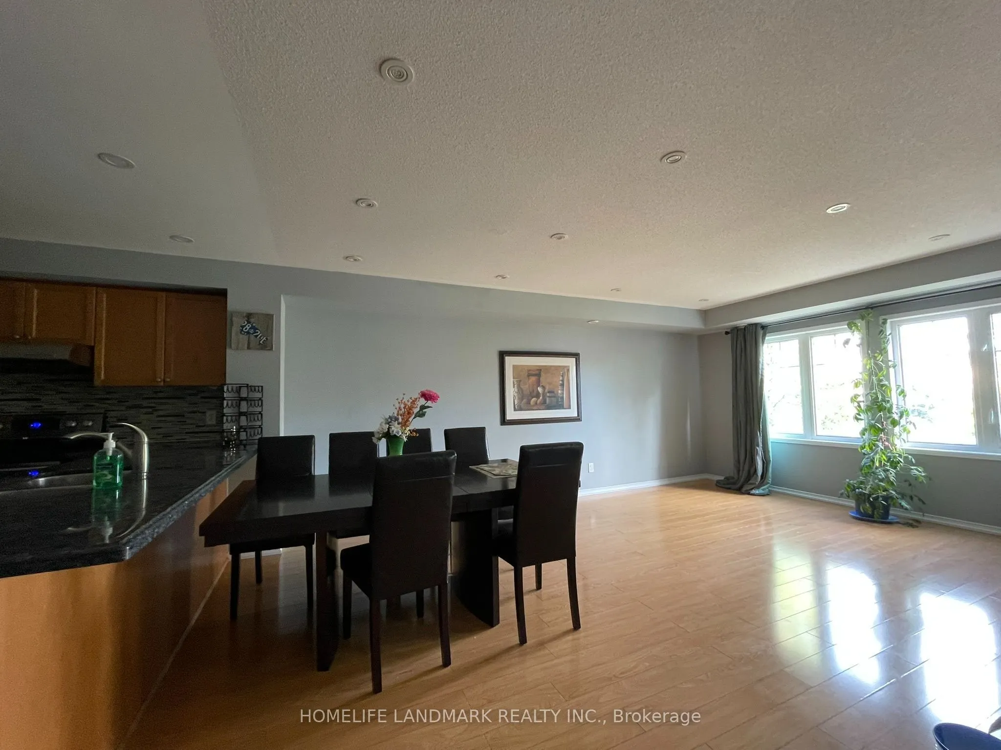 3375 Thomas Street #10