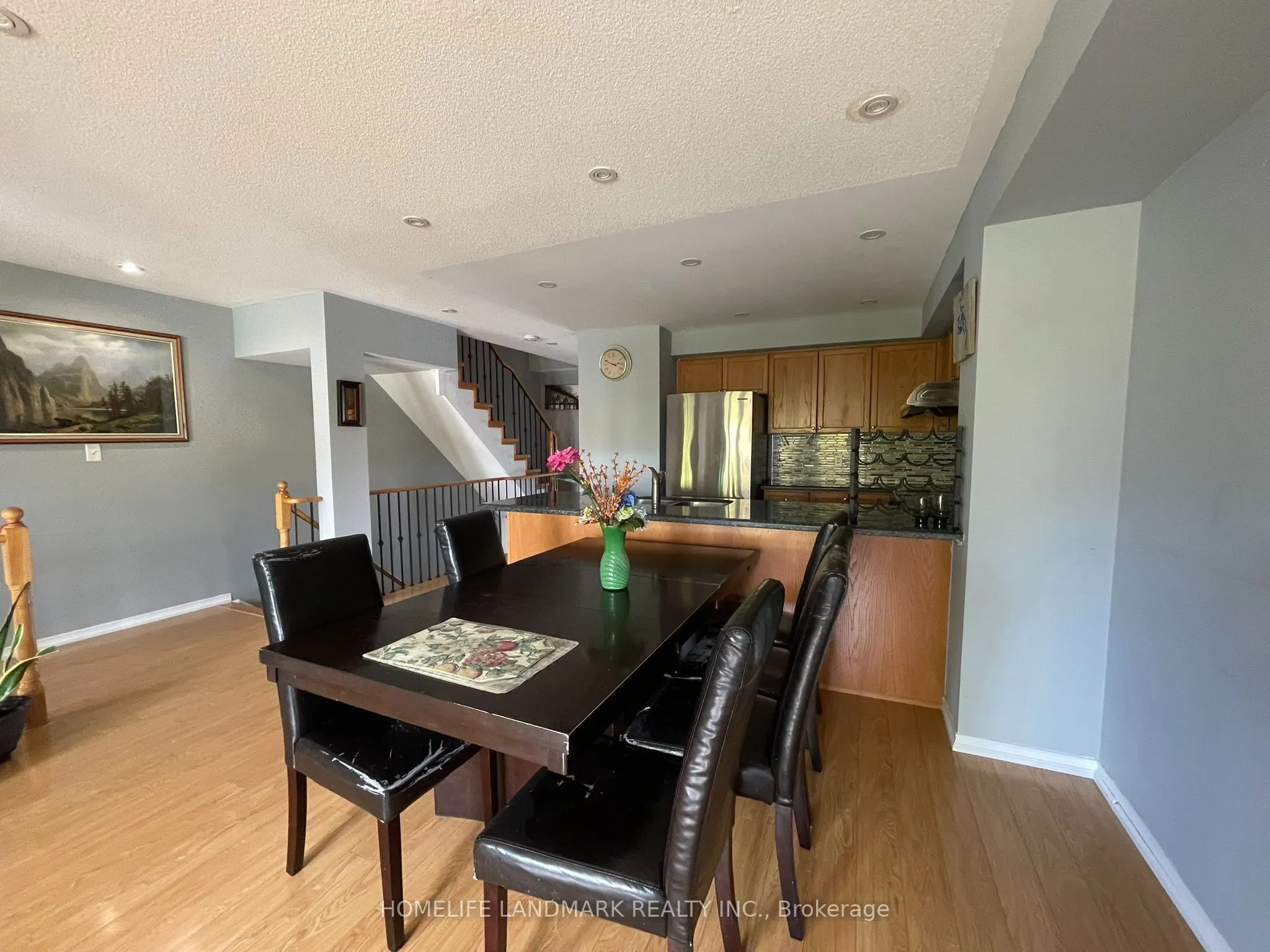 3375 Thomas Street #10