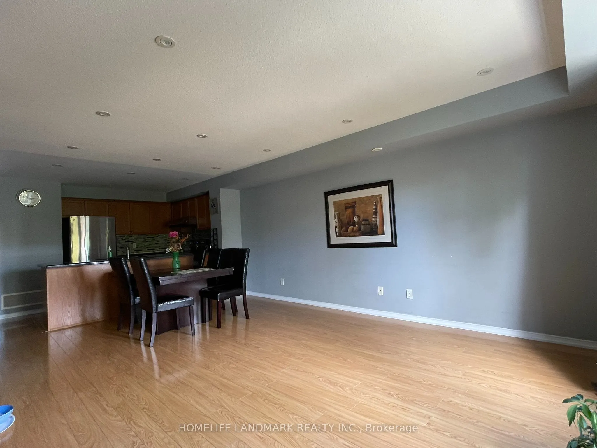 3375 Thomas Street #10