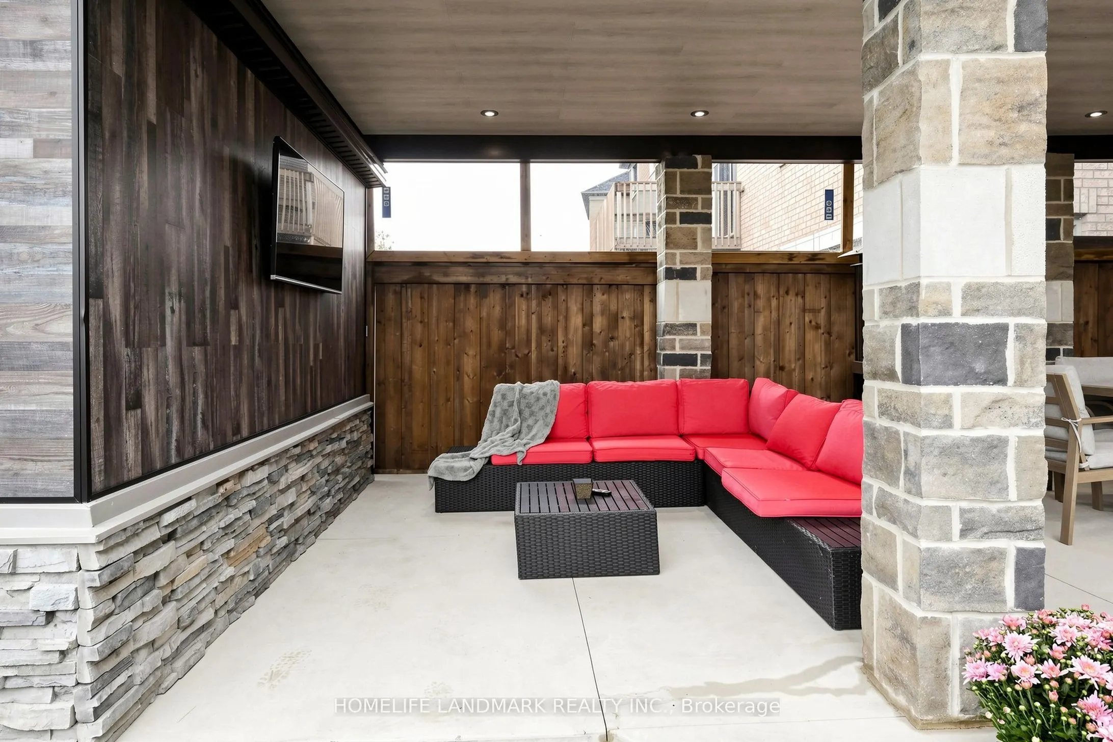 563 Beam Court
