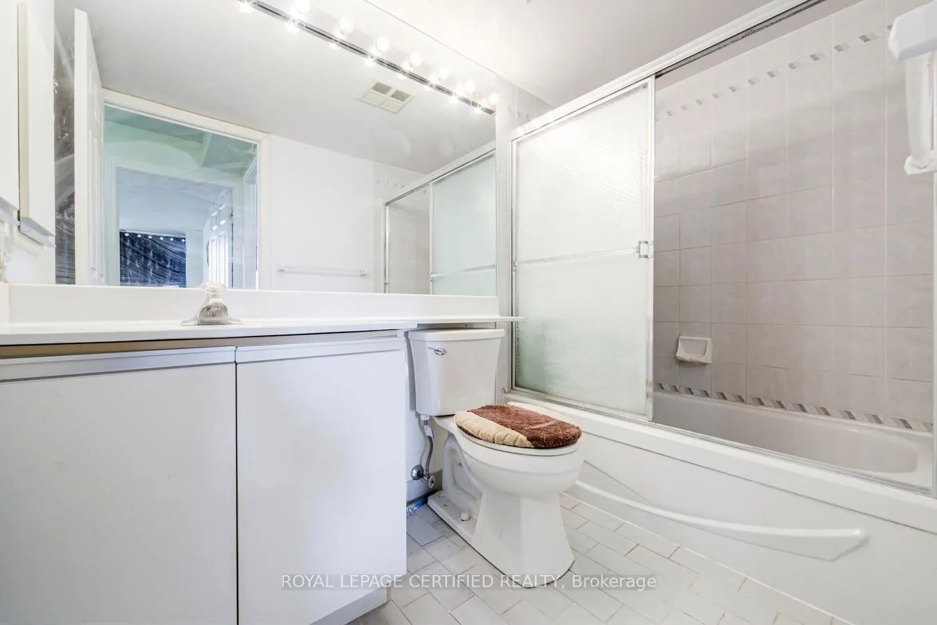 22 Hanover Road #2107