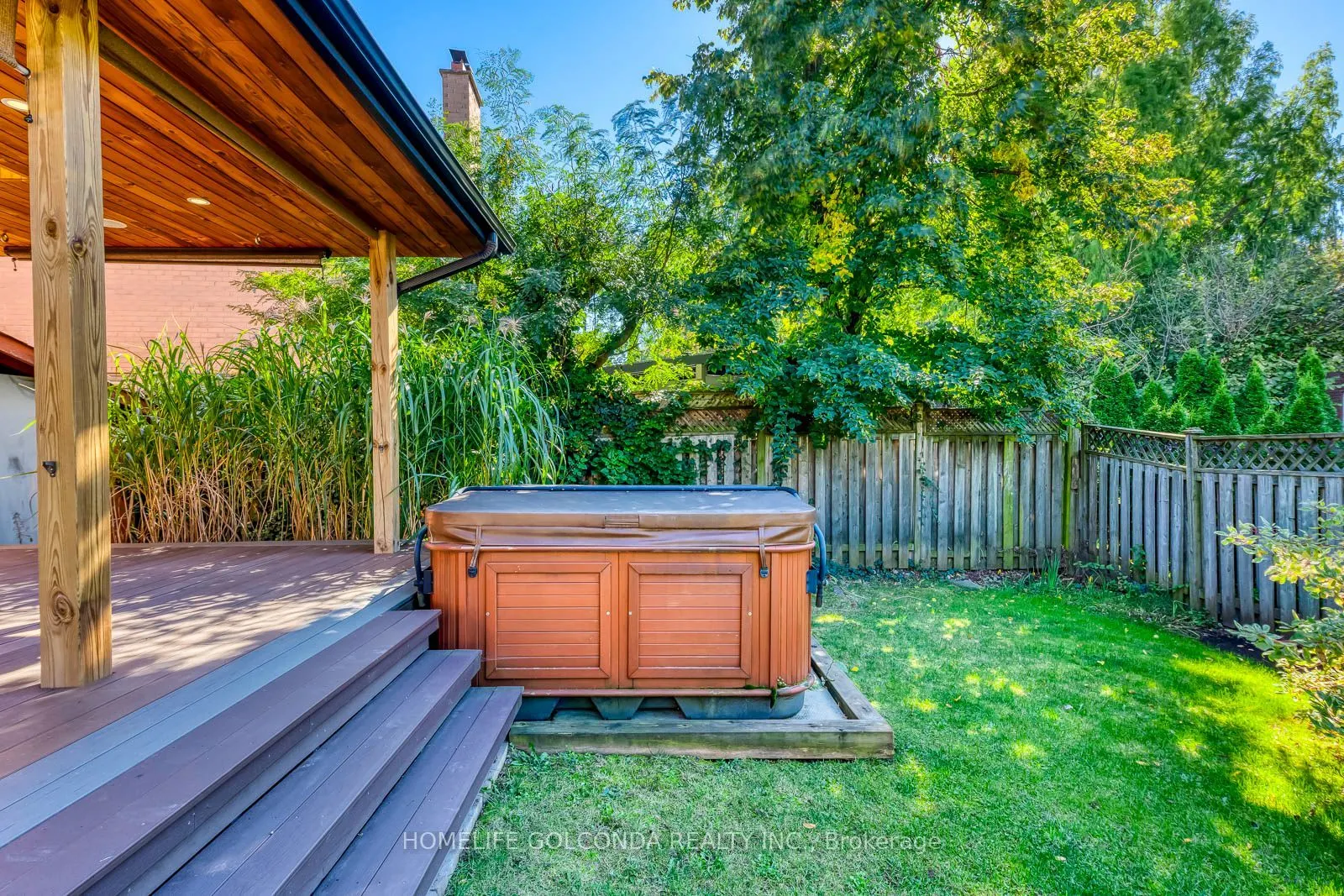 2152 Munn's Avenue
