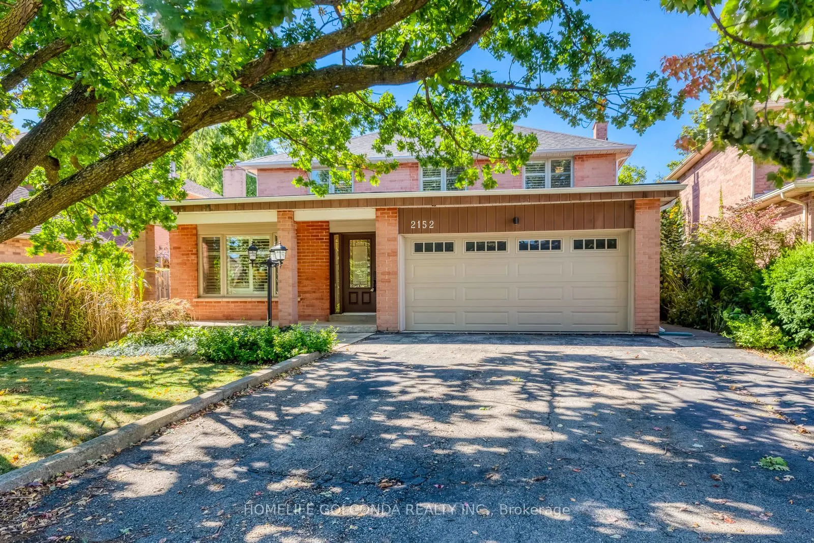 2152 Munn's Avenue
