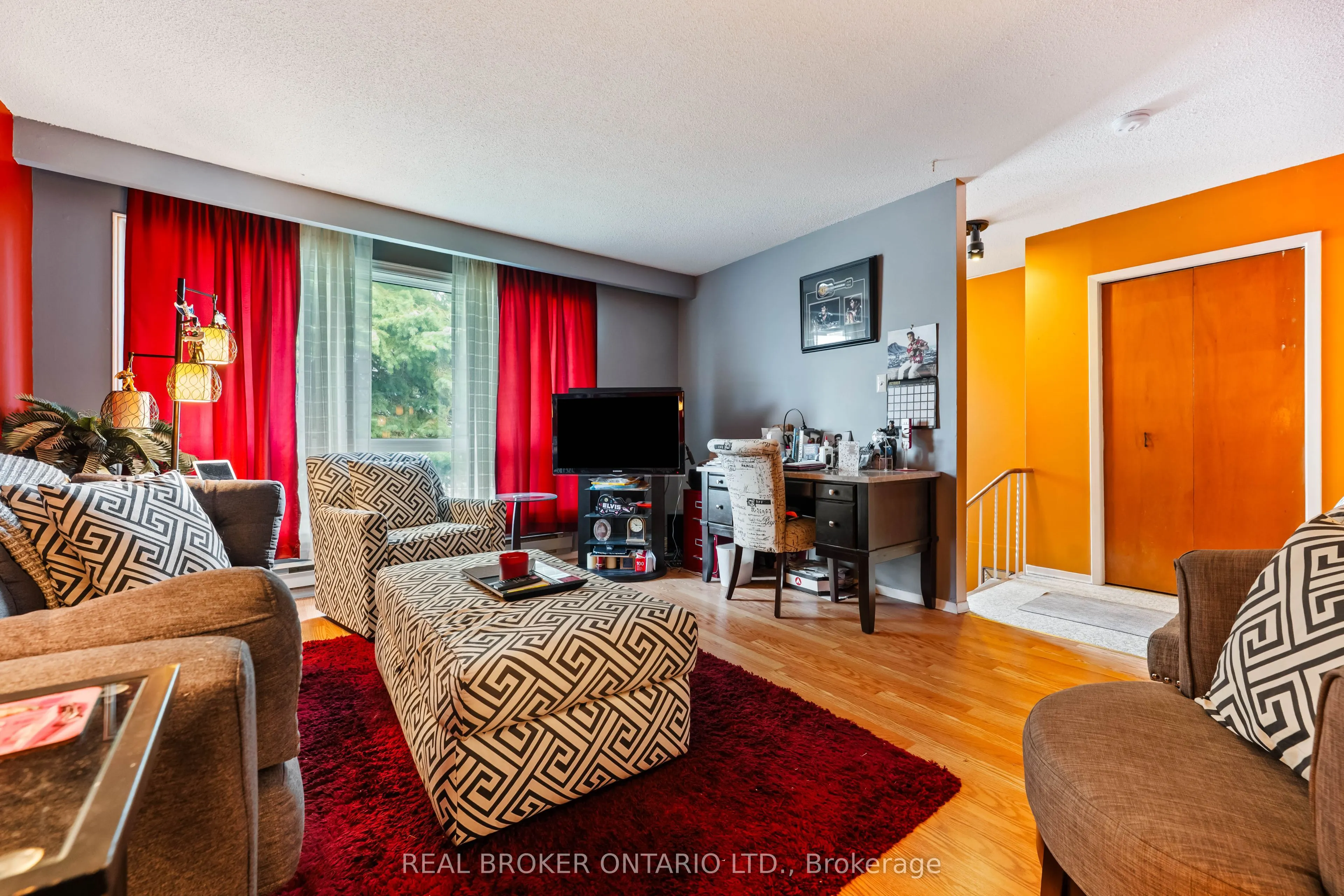 28 Hillside Drive