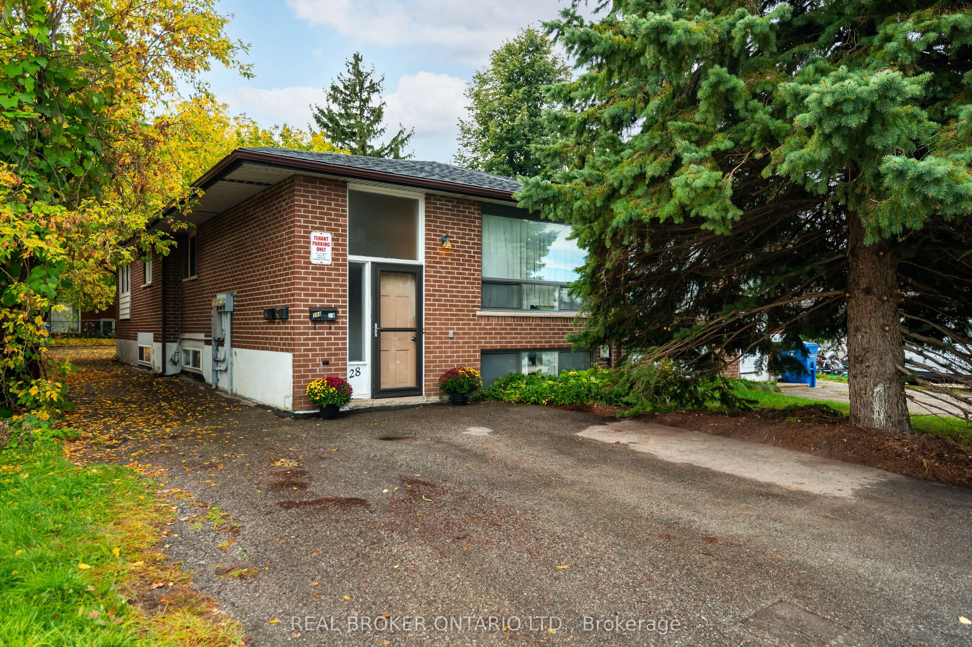 28 Hillside Drive