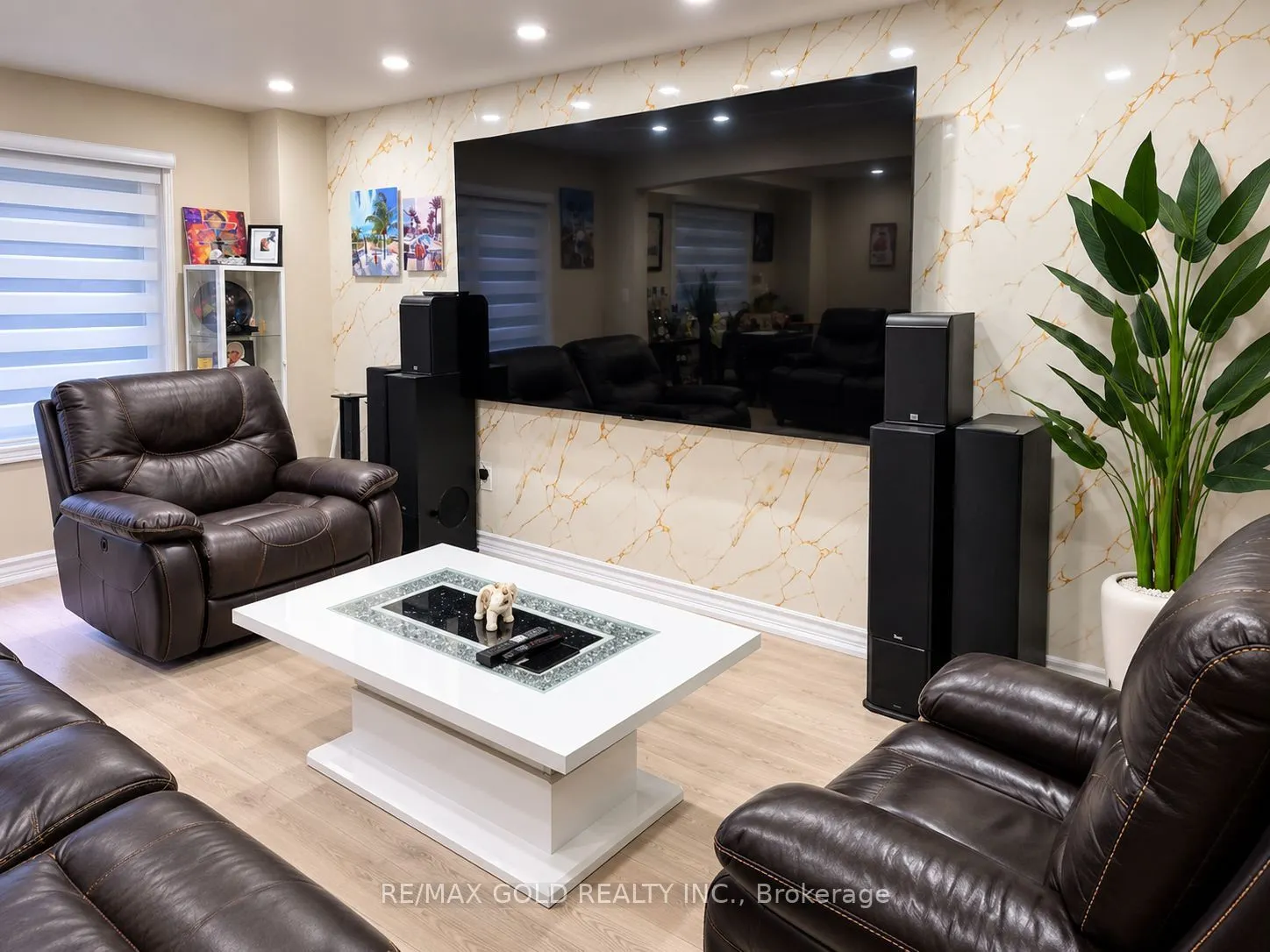 97 Banting Crescent