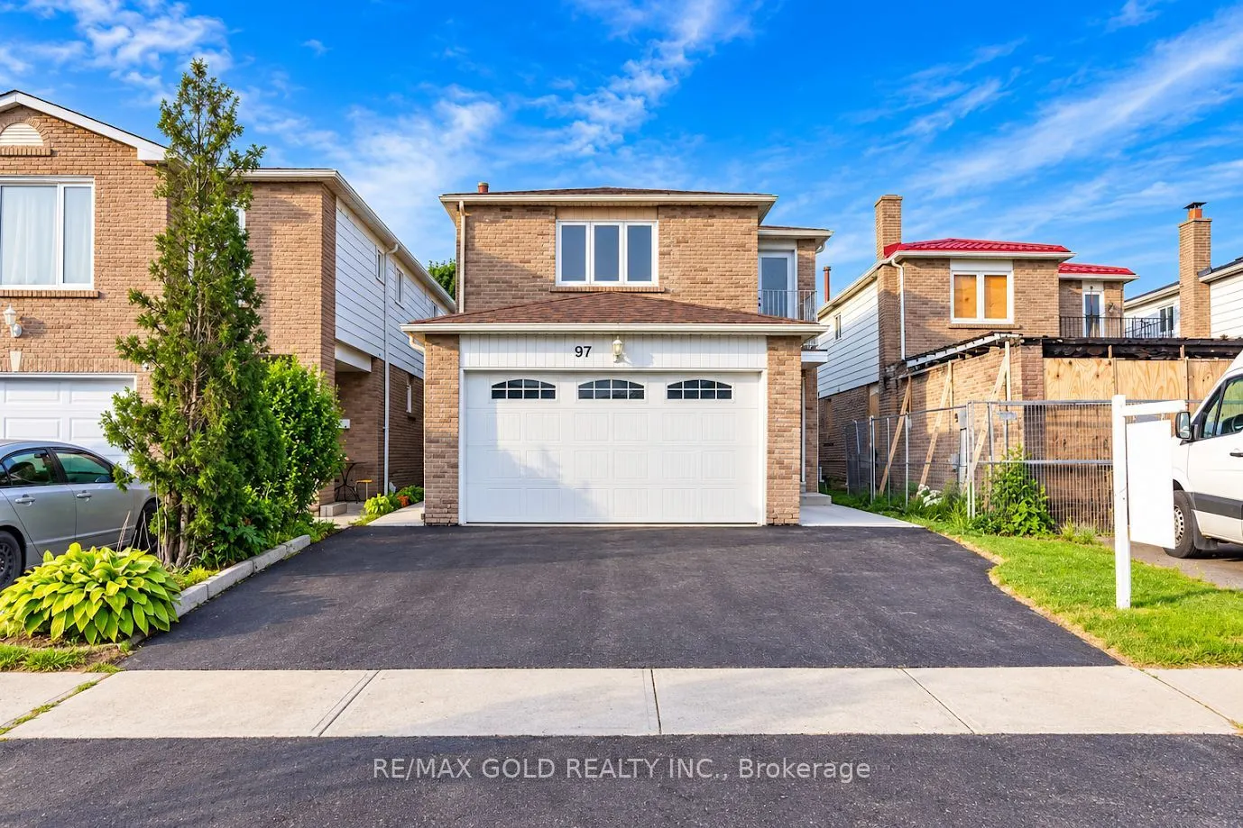 97 Banting Crescent