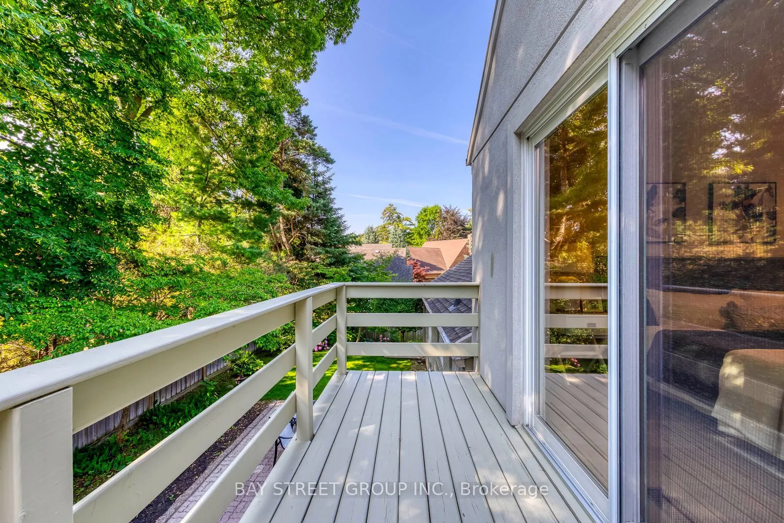 2234 Bennington Gate