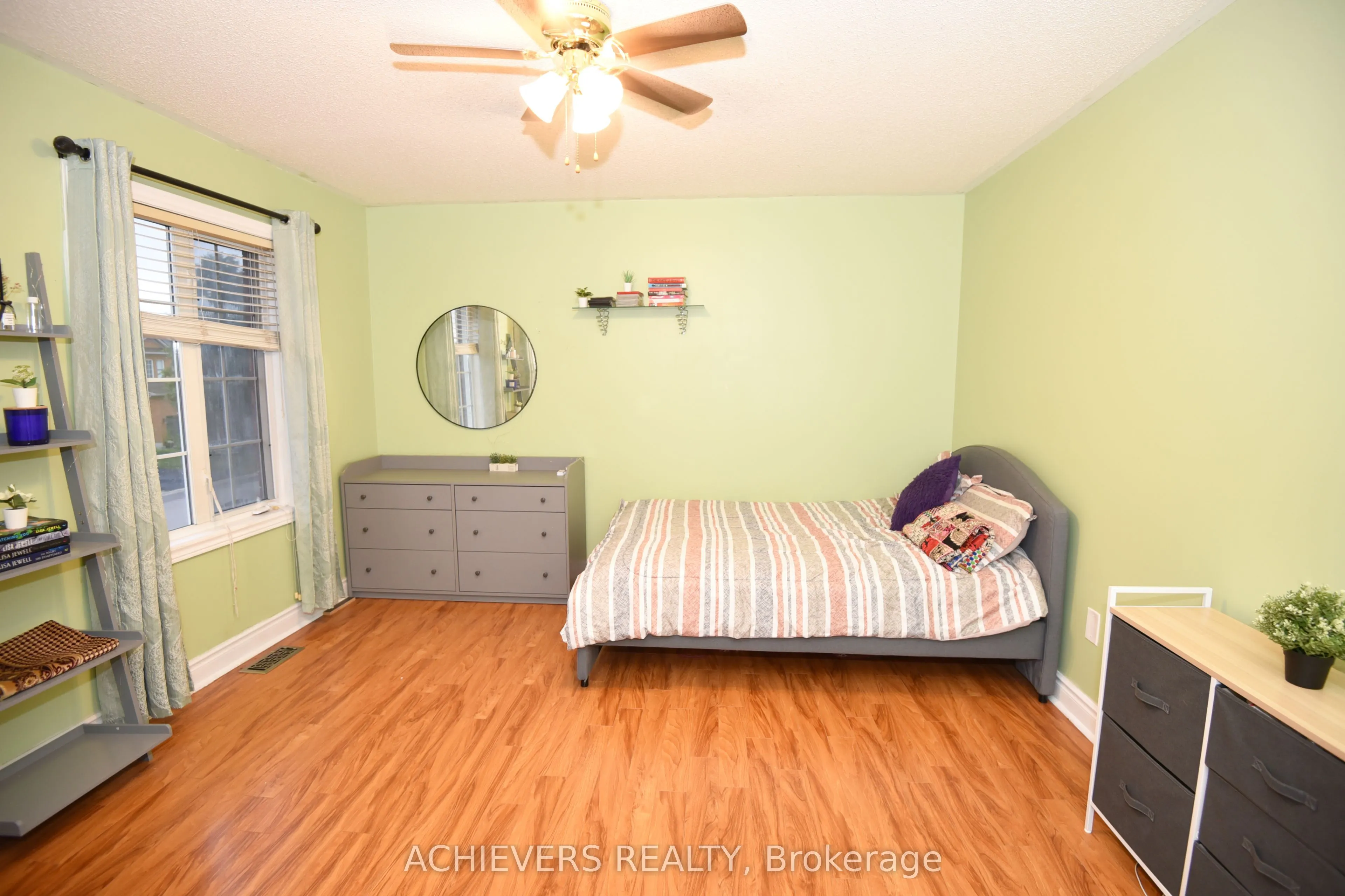 521 Navigator Drive