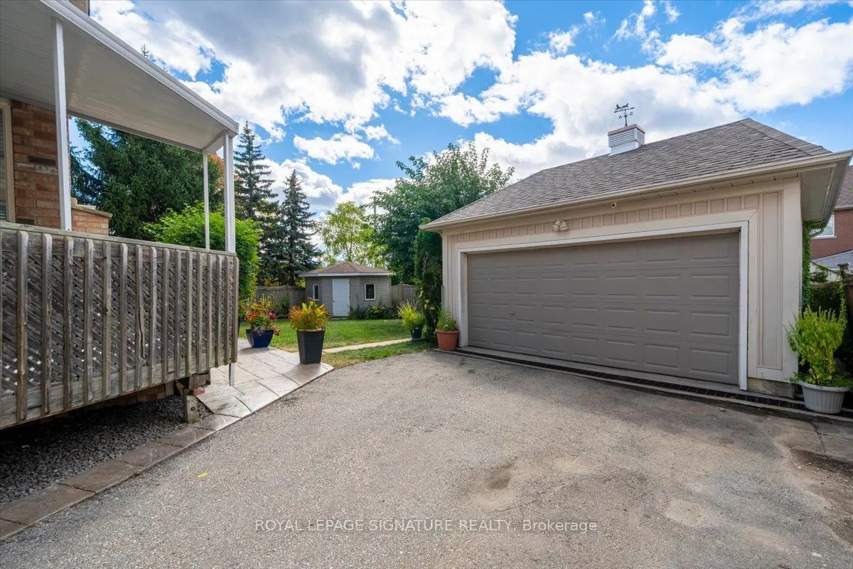 7010 Gooderham Estate Boulevard
