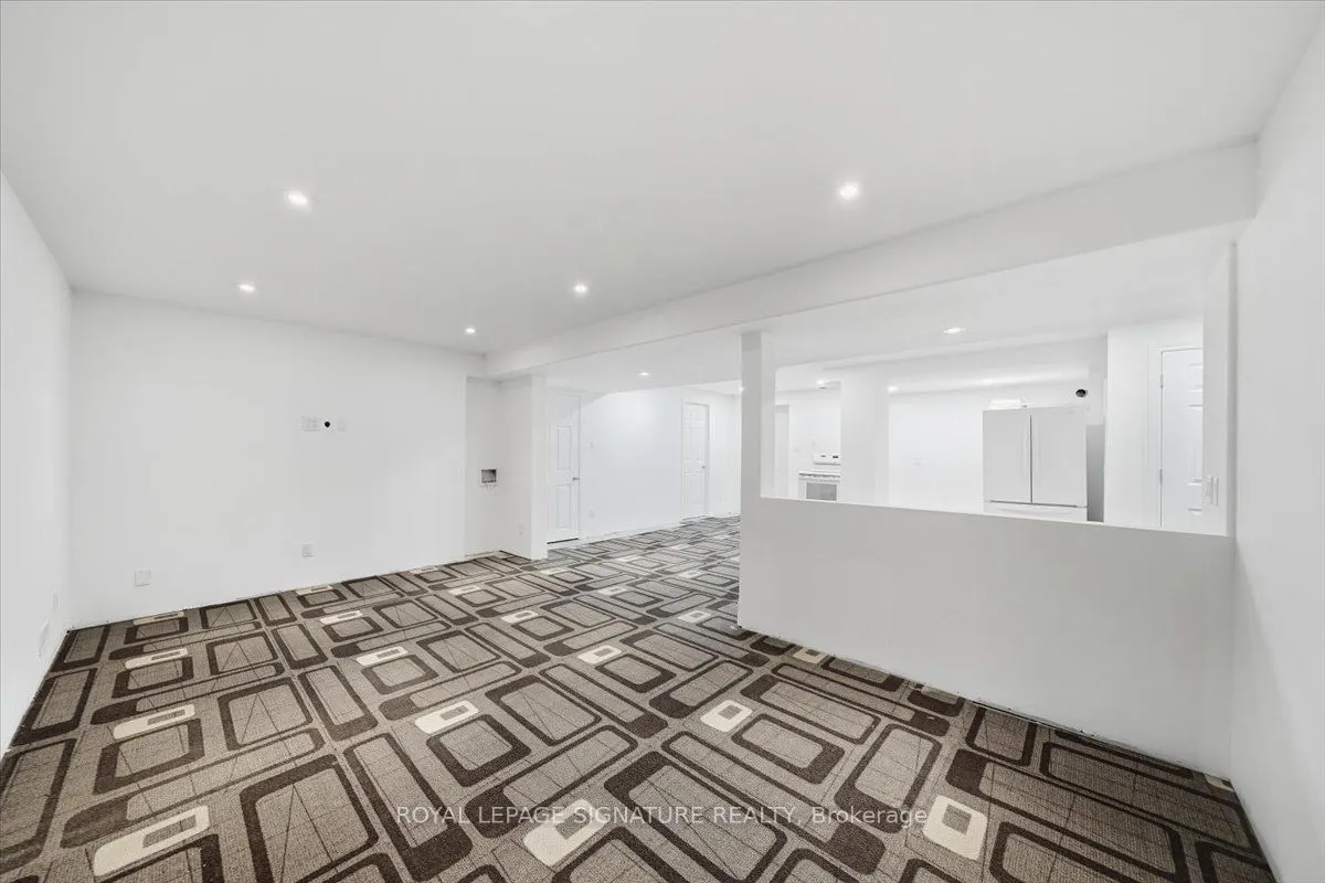 7010 Gooderham Estate Boulevard