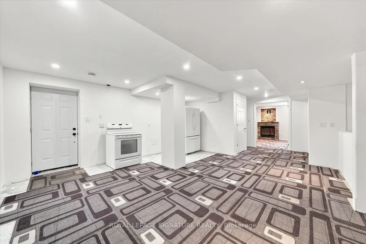 7010 Gooderham Estate Boulevard