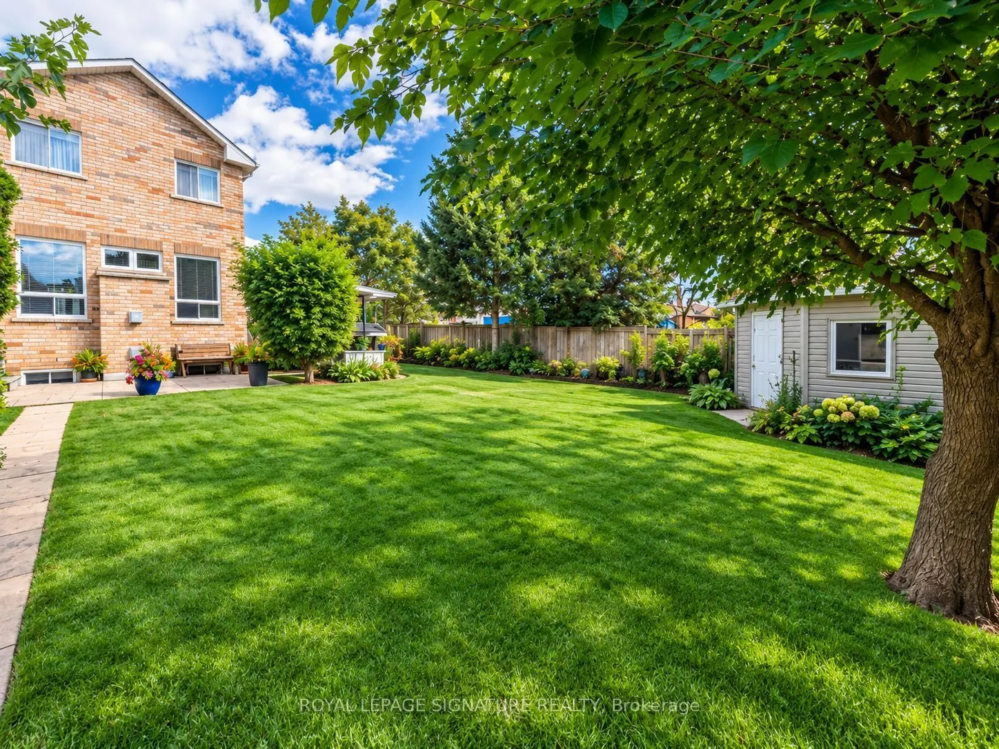 7010 Gooderham Estate Boulevard