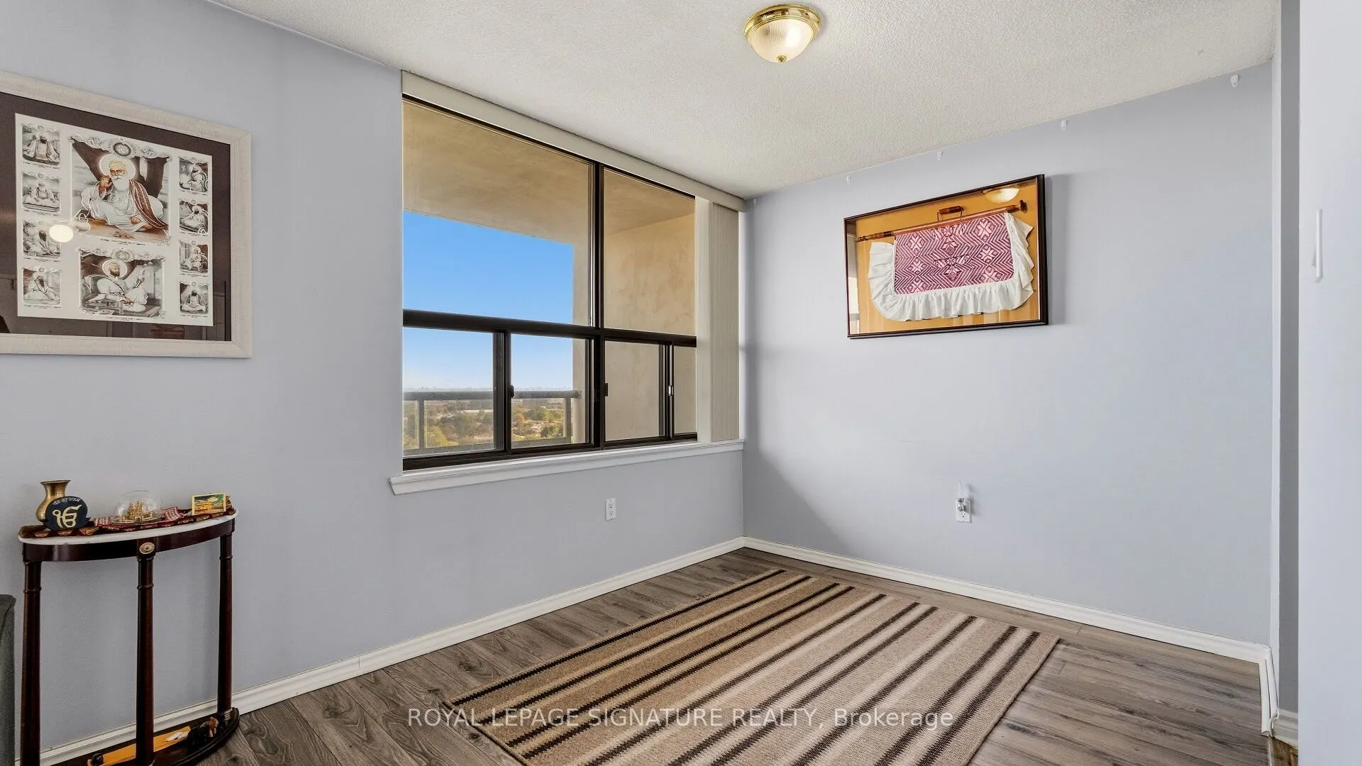 4 Kings Cross Road #1805