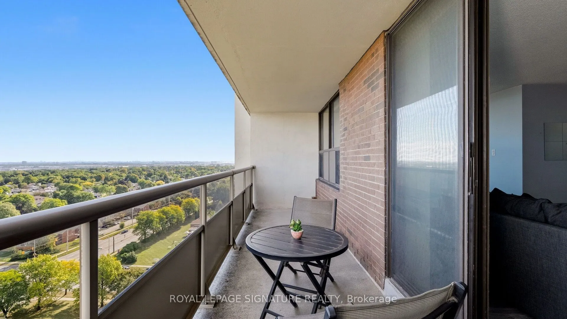 4 Kings Cross Road #1805