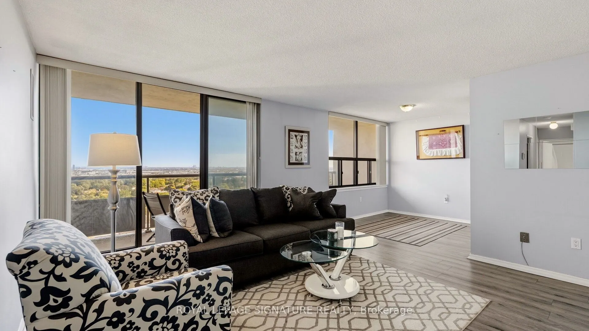 4 Kings Cross Road #1805