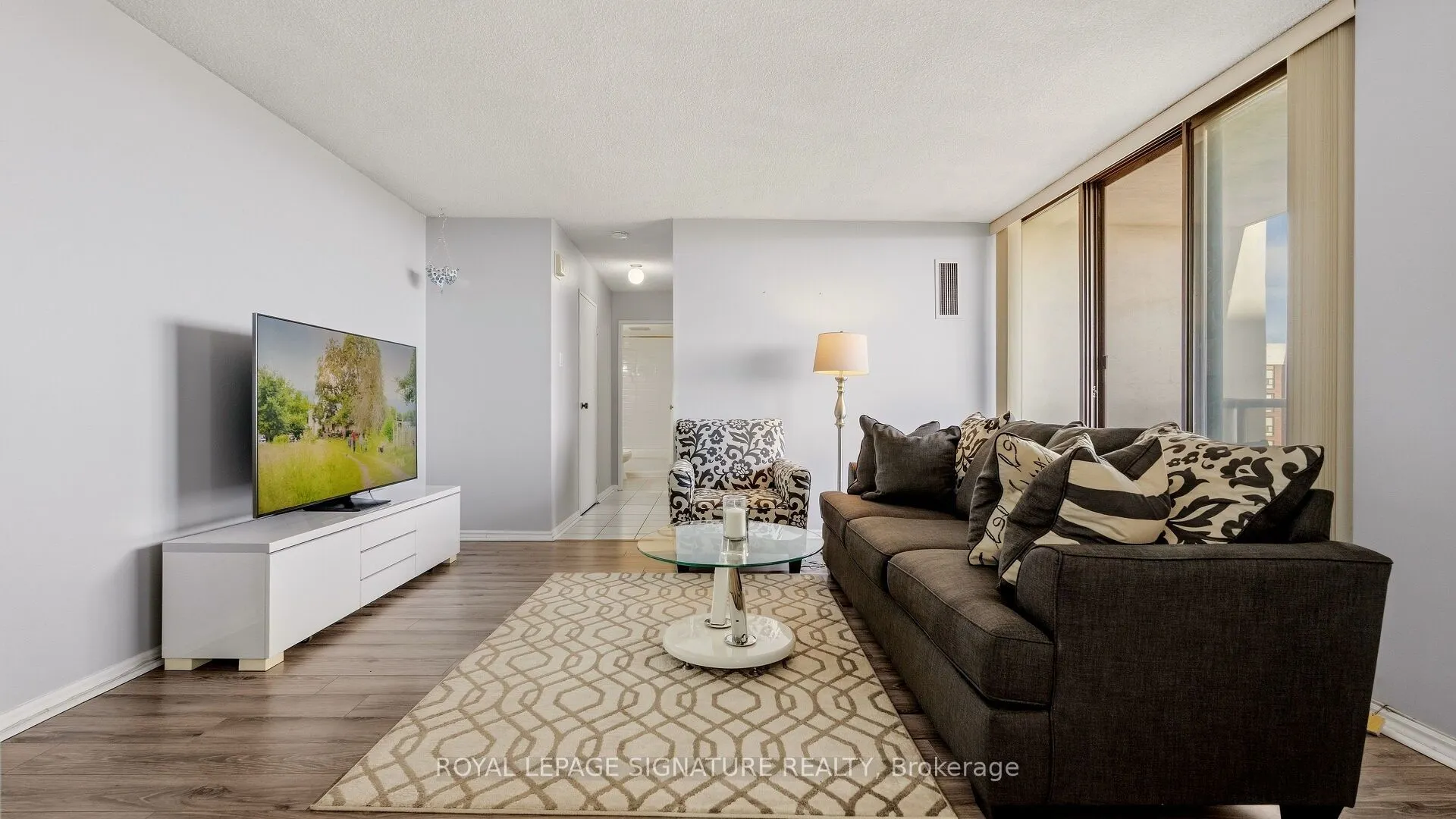 4 Kings Cross Road #1805