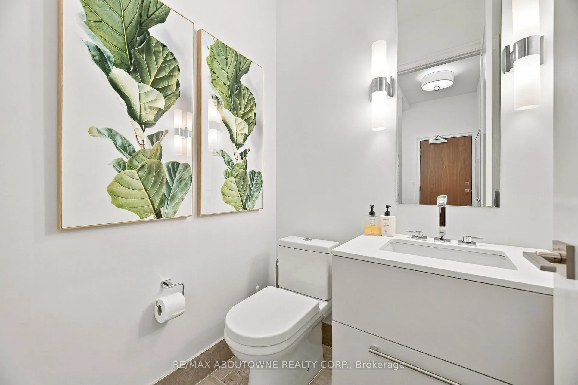 1441 ELGIN Street #106