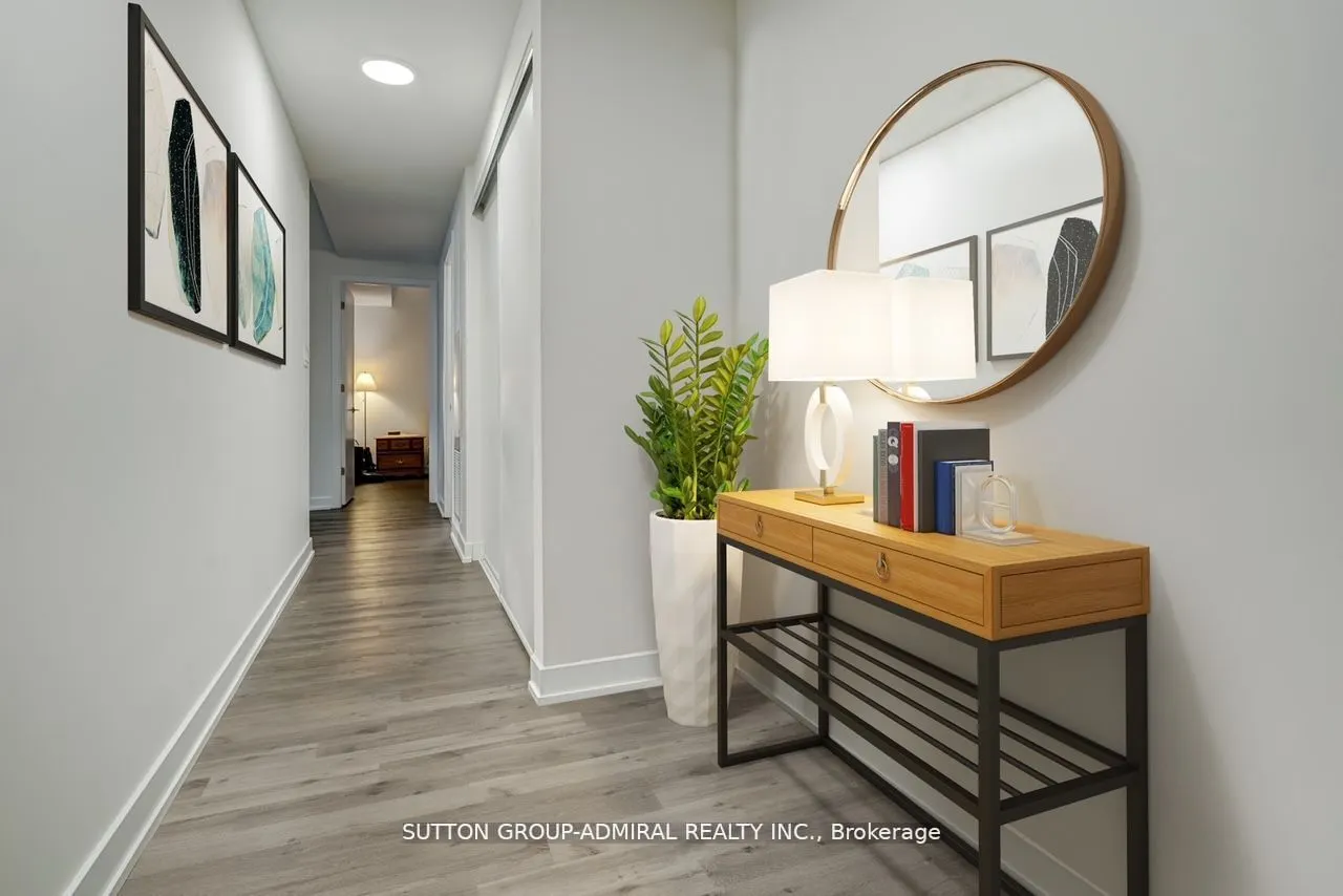 430 Roncesvalles Avenue #207