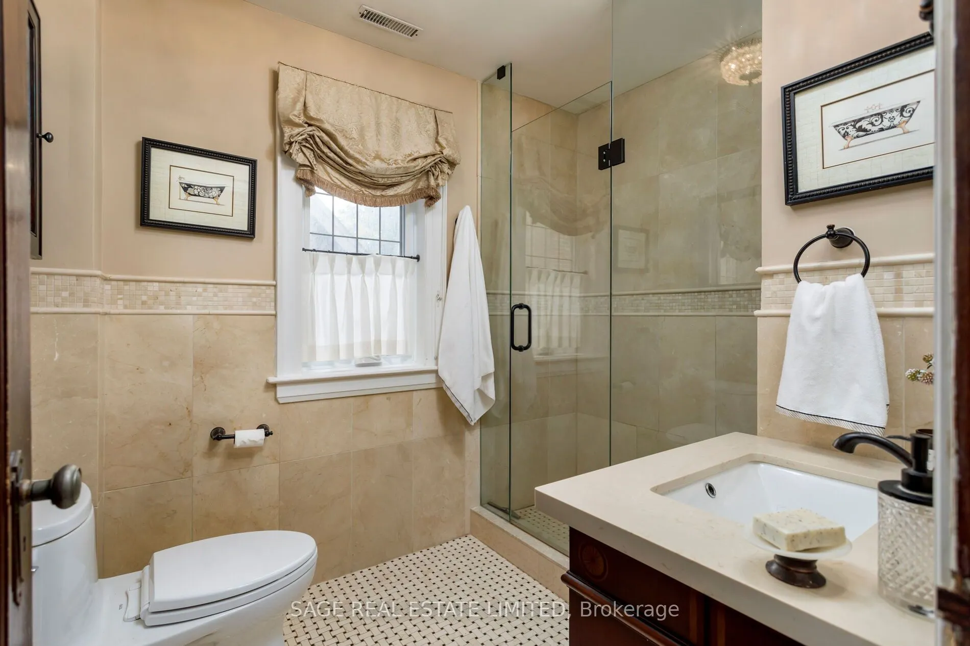 124 Brentwood Road N