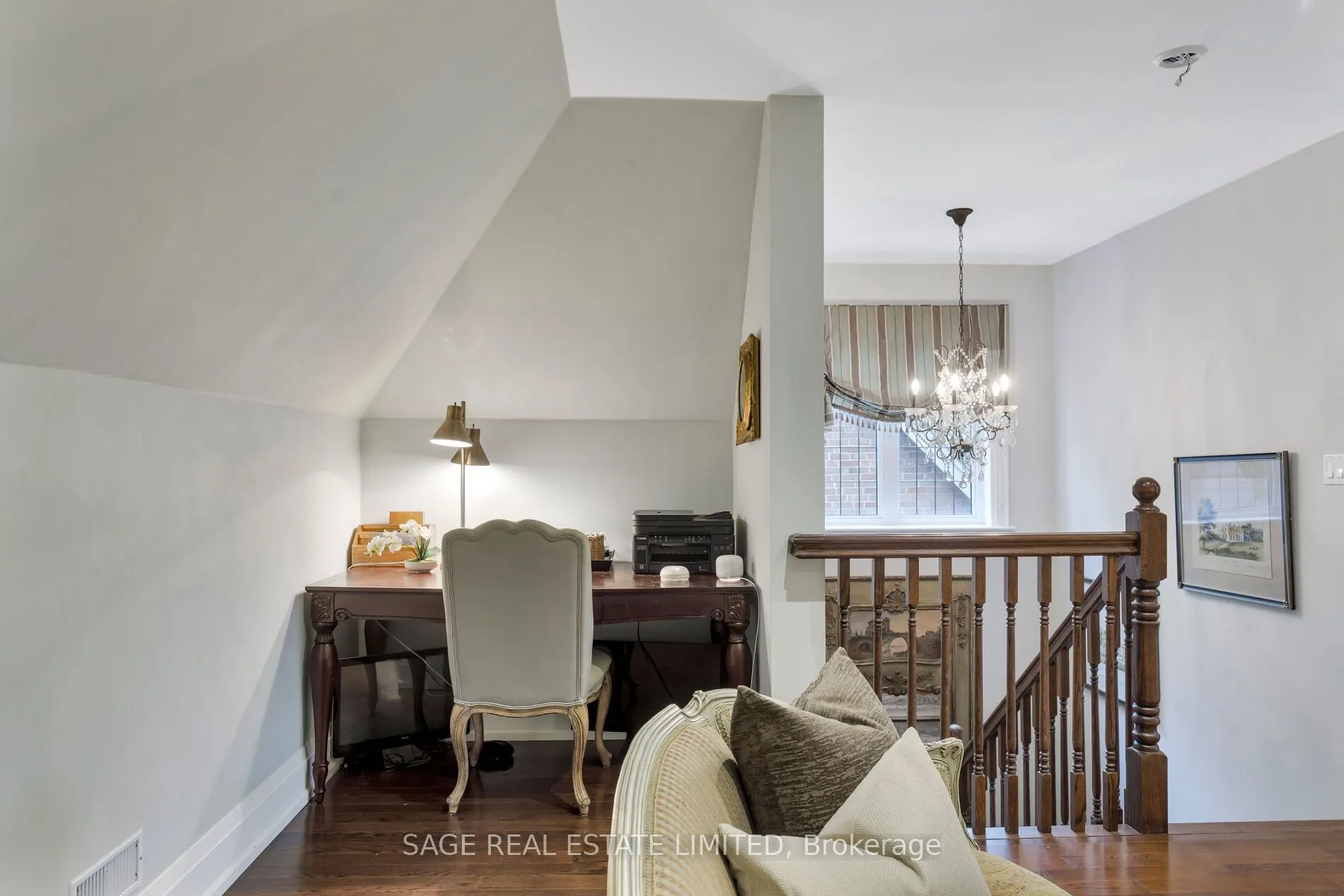 124 Brentwood Road N