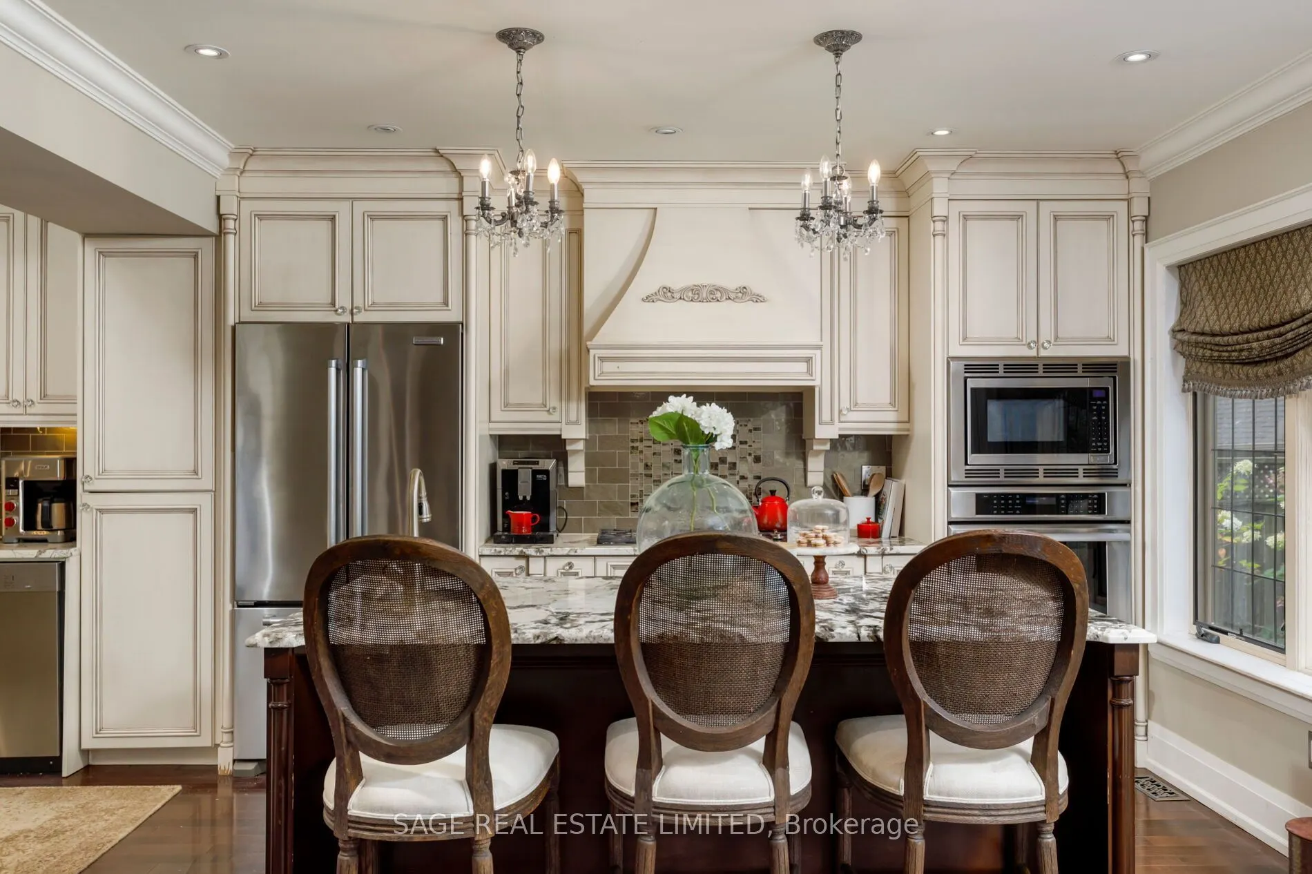 124 Brentwood Road N