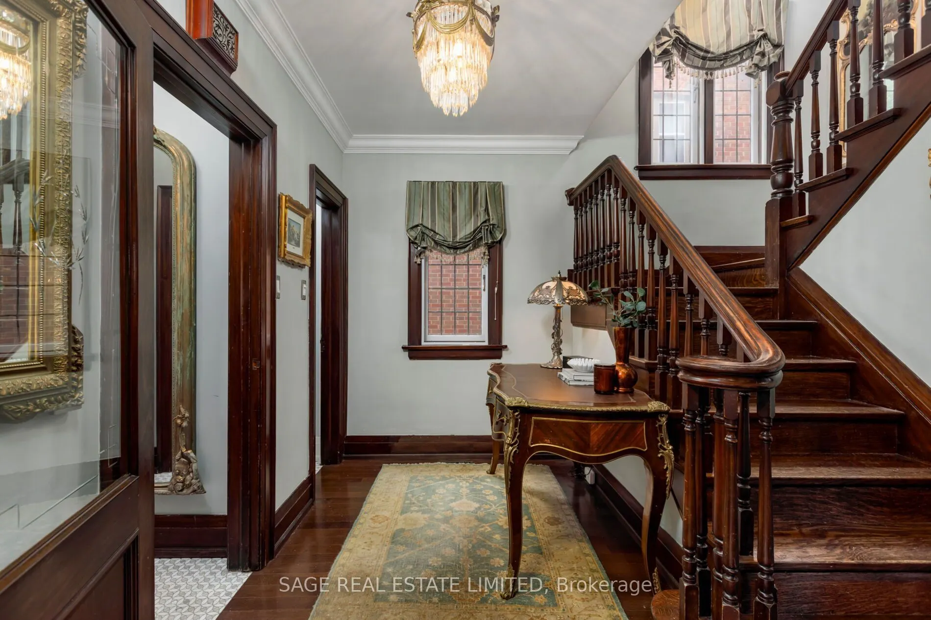 124 Brentwood Road N