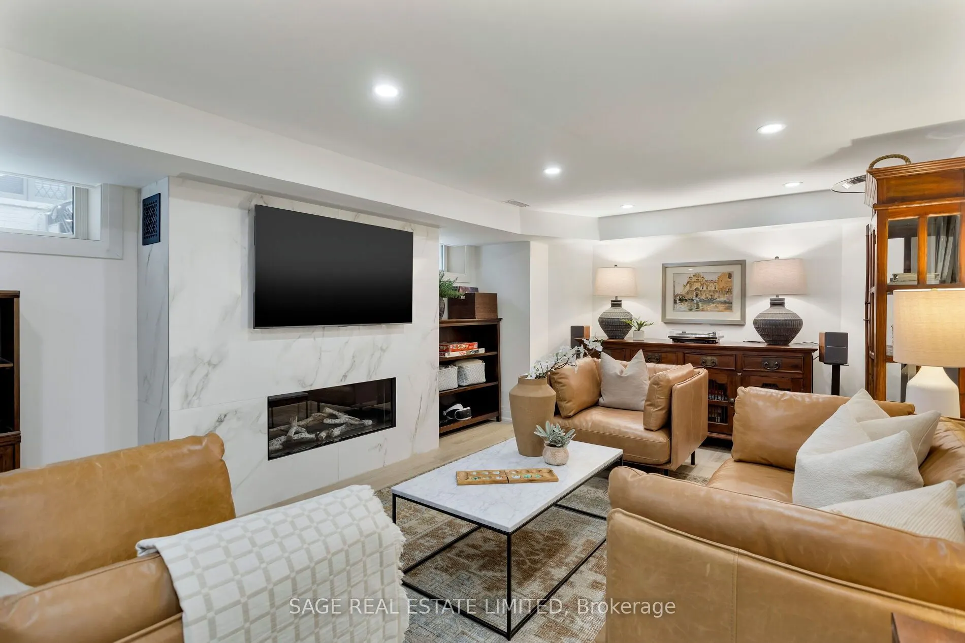 124 Brentwood Road N