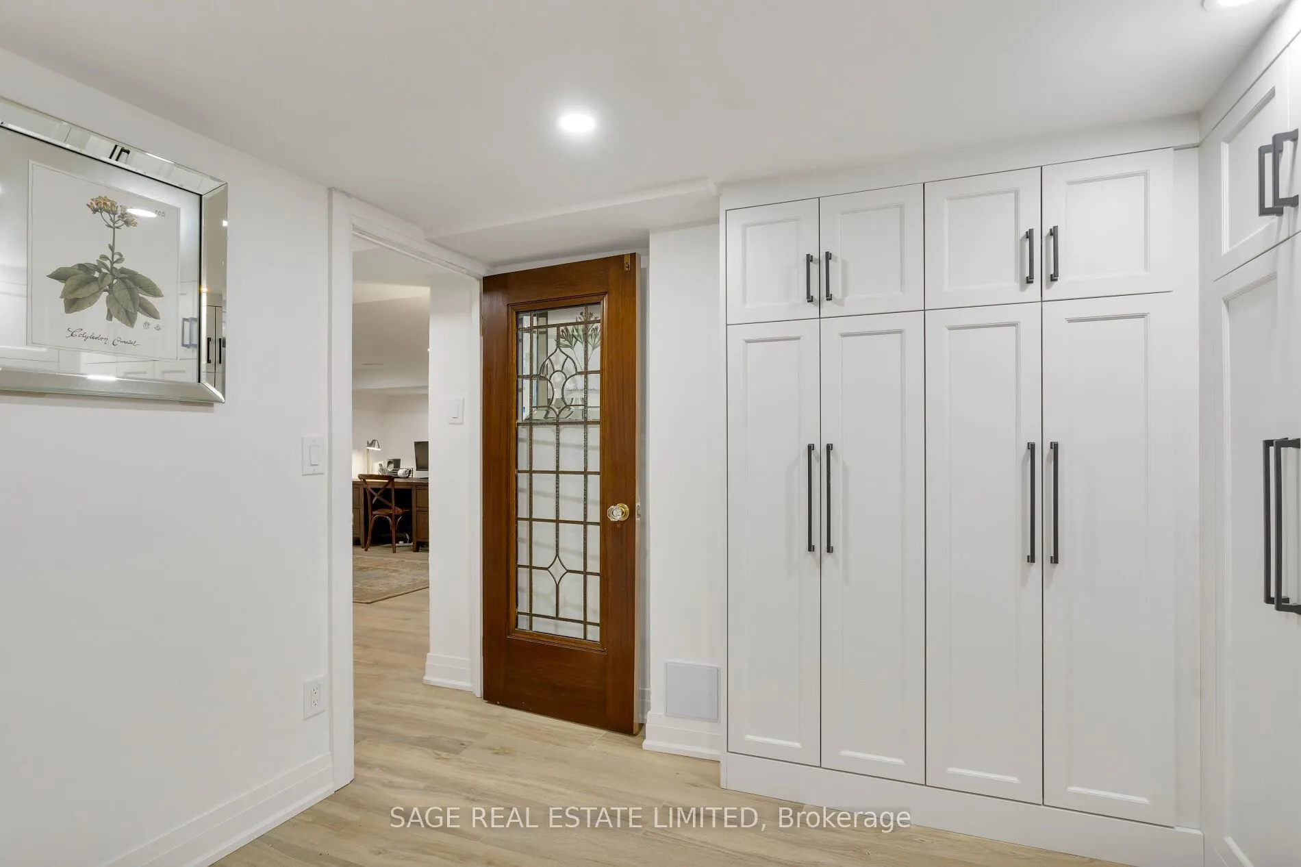 124 Brentwood Road N