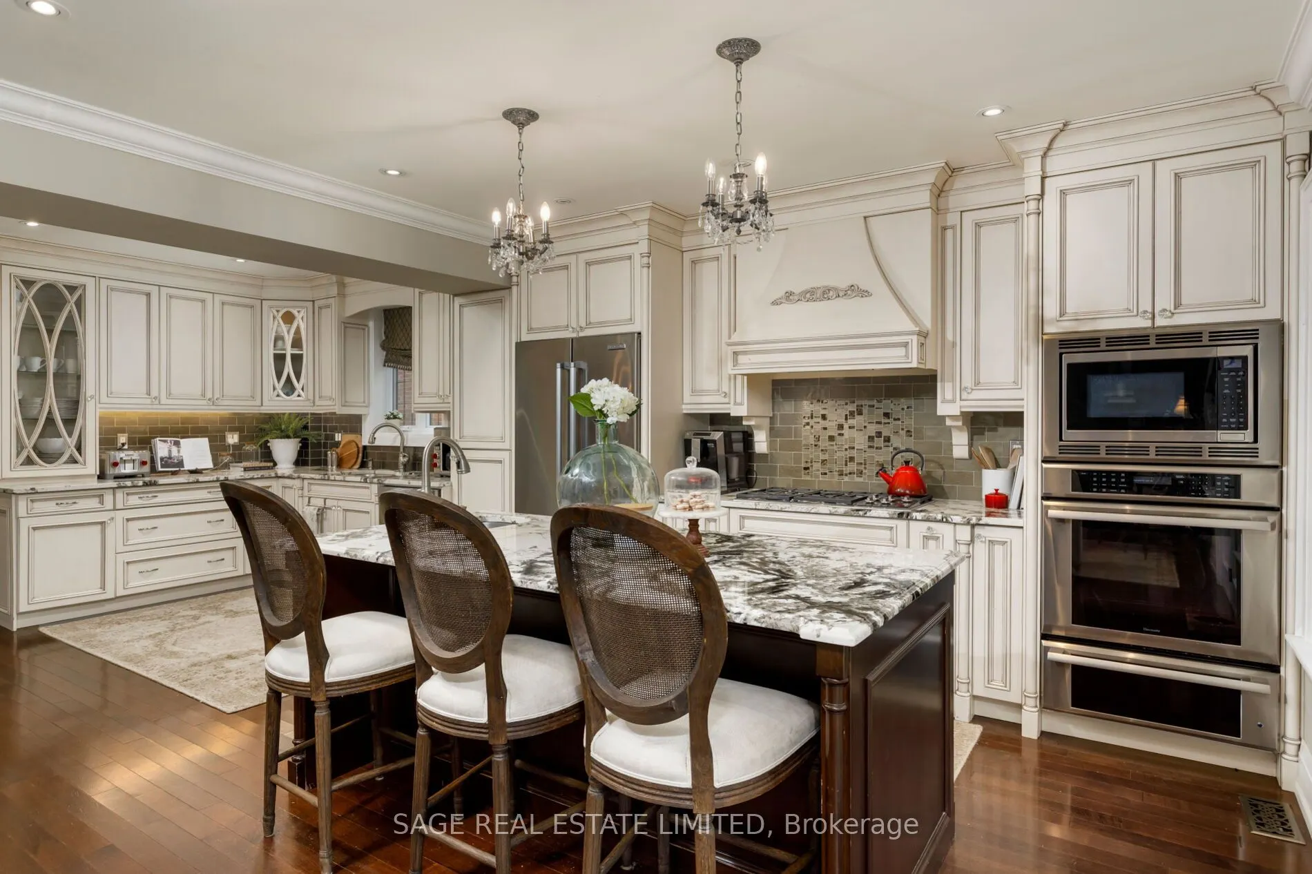 124 Brentwood Road N